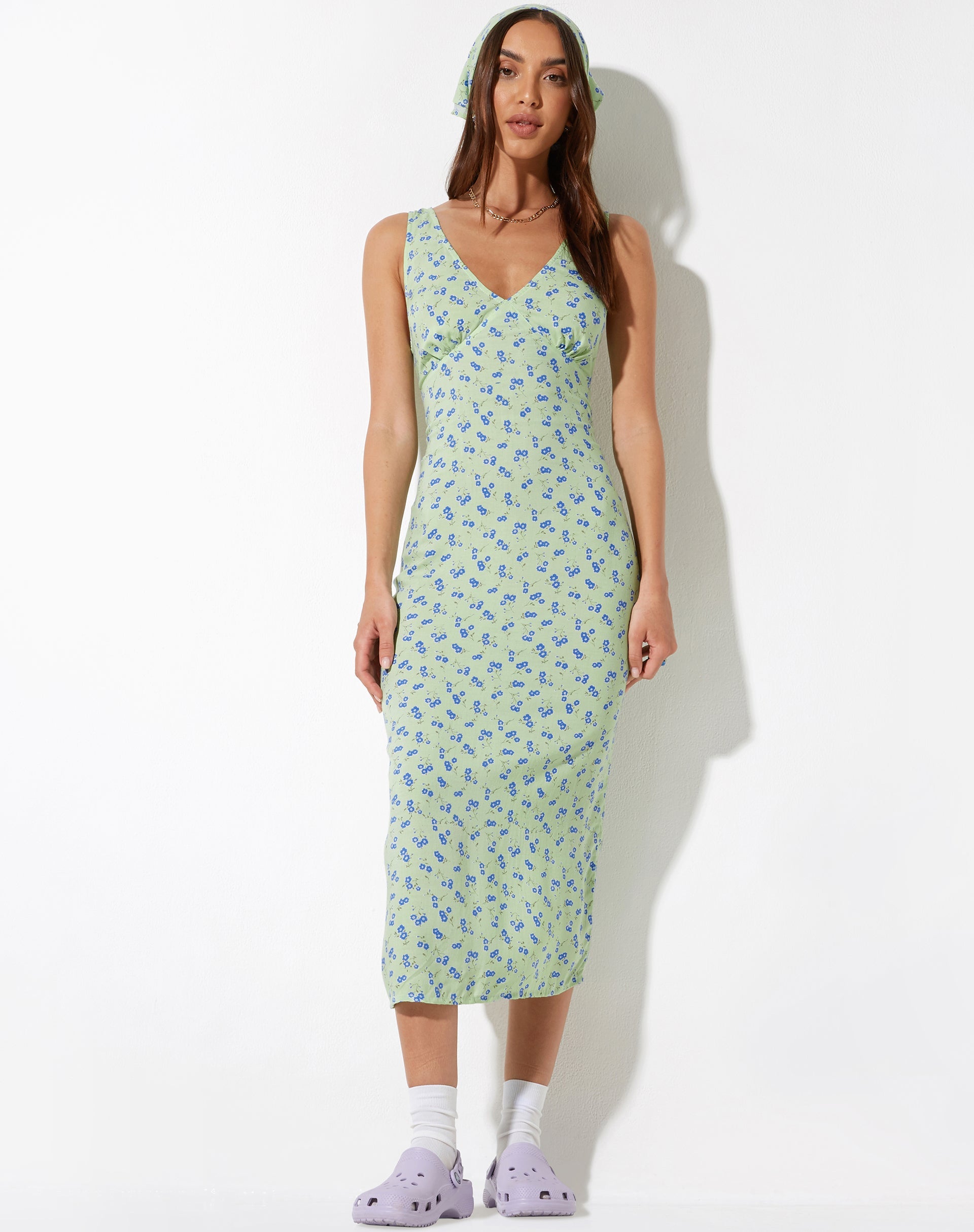 Image de Lisheva Midi Dress in Lime Floral