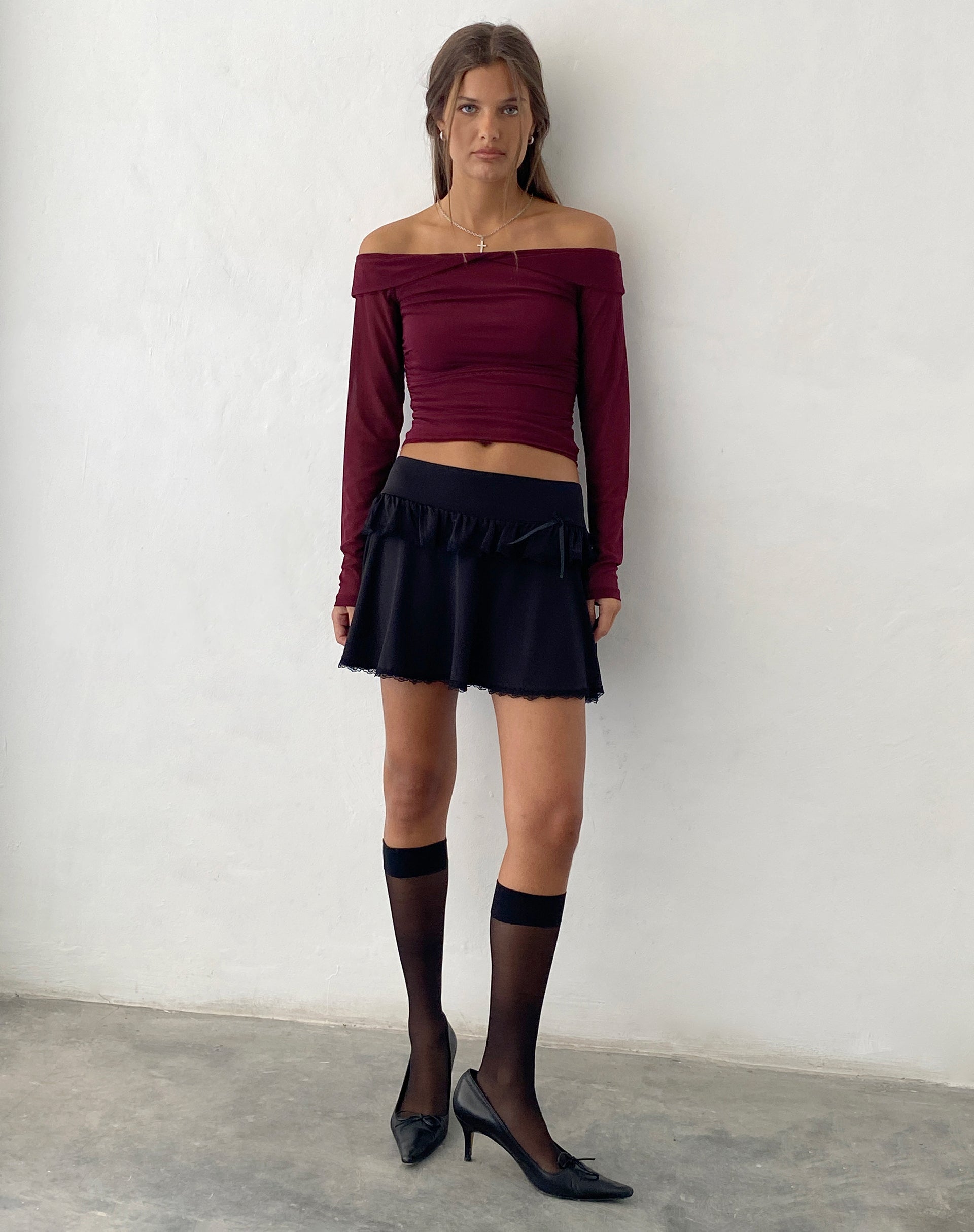 Image de Nauri Mesh Bardot Top in Maroon