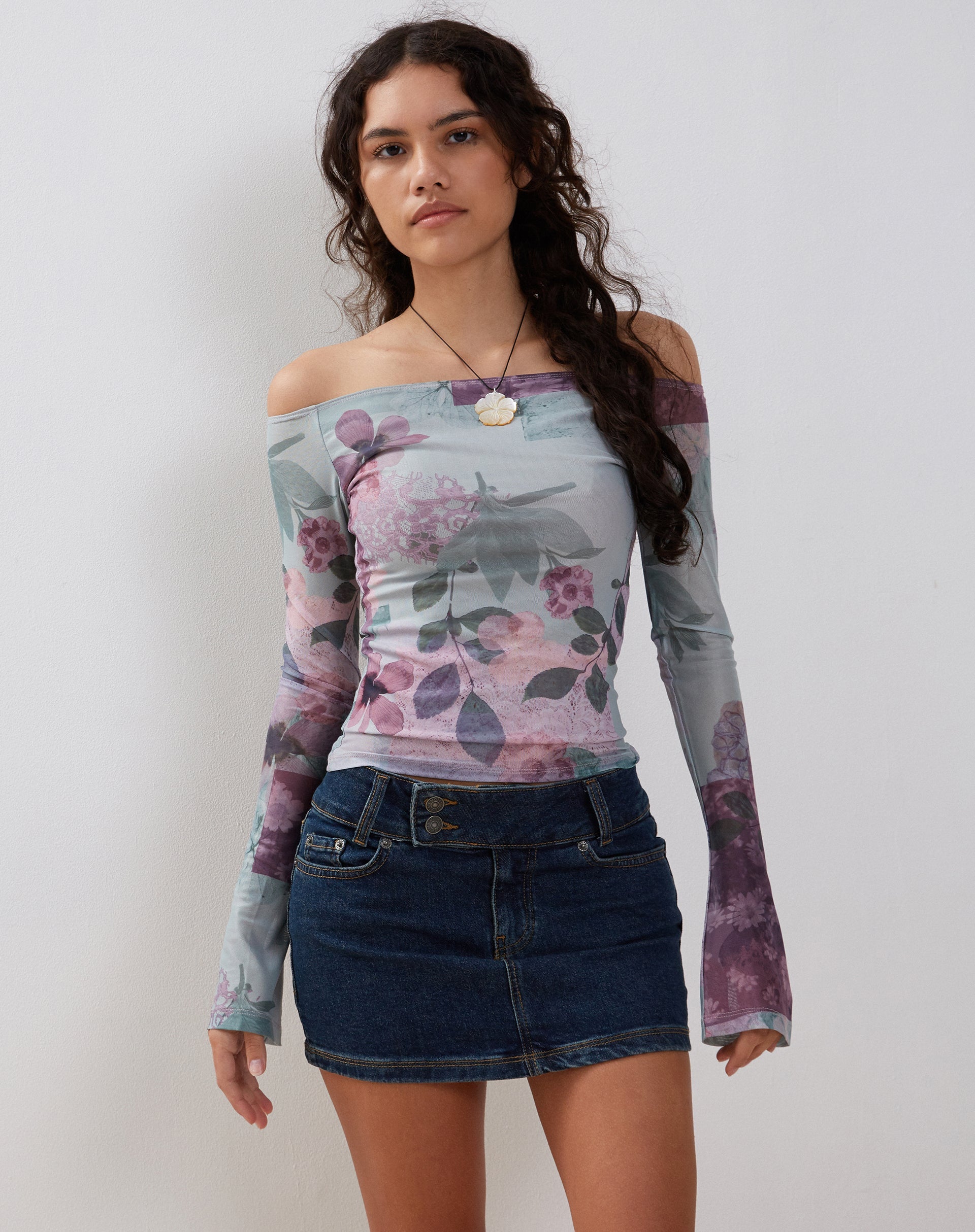 Image de Neira Long Sleeve Mesh Bardot Top in Abstract Scrapbook