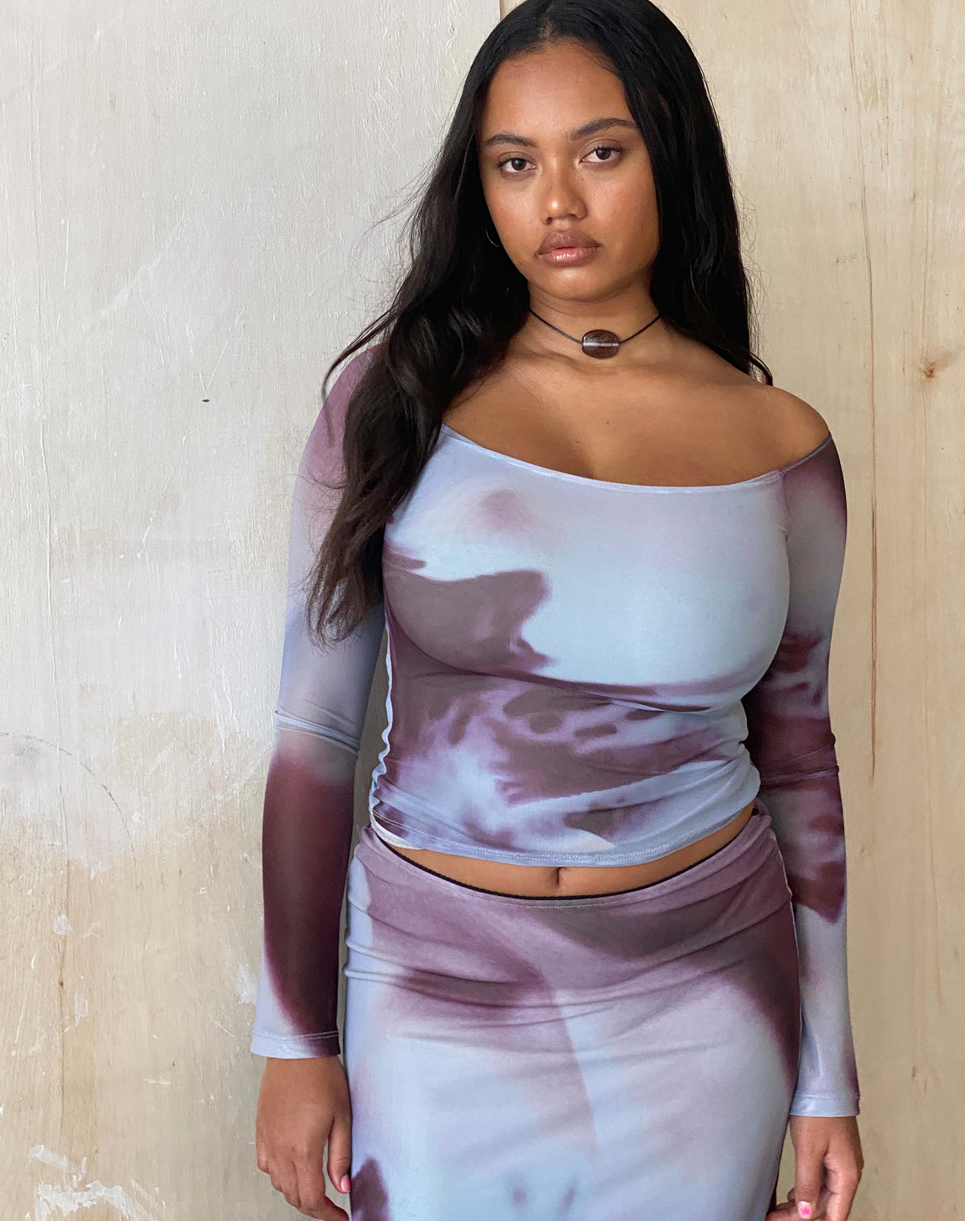 Image de Neira Long Sleeve Mesh Top in Grey Anatomy of Nature