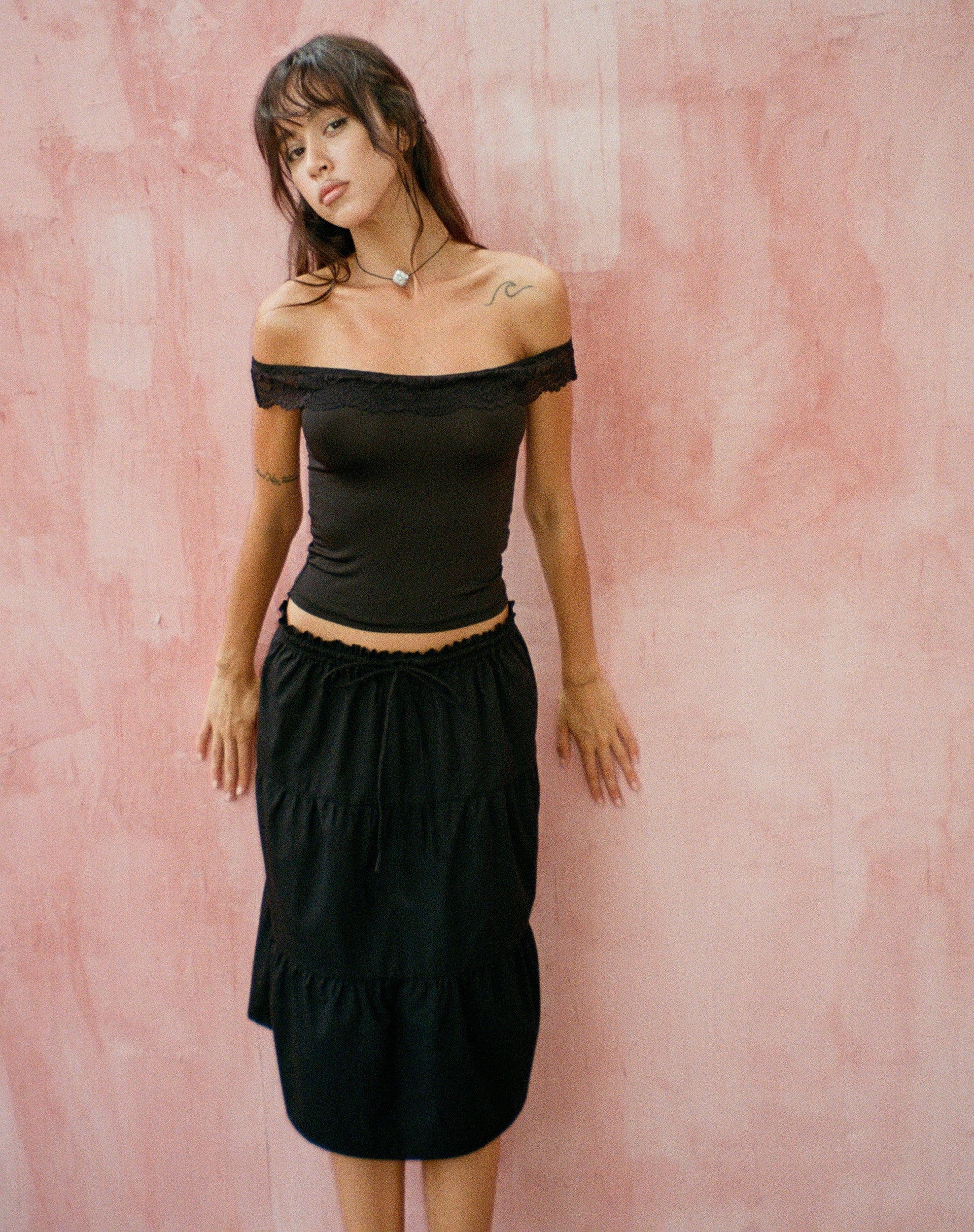 Image de Nesel Bardot Top in Slinky Lace Black