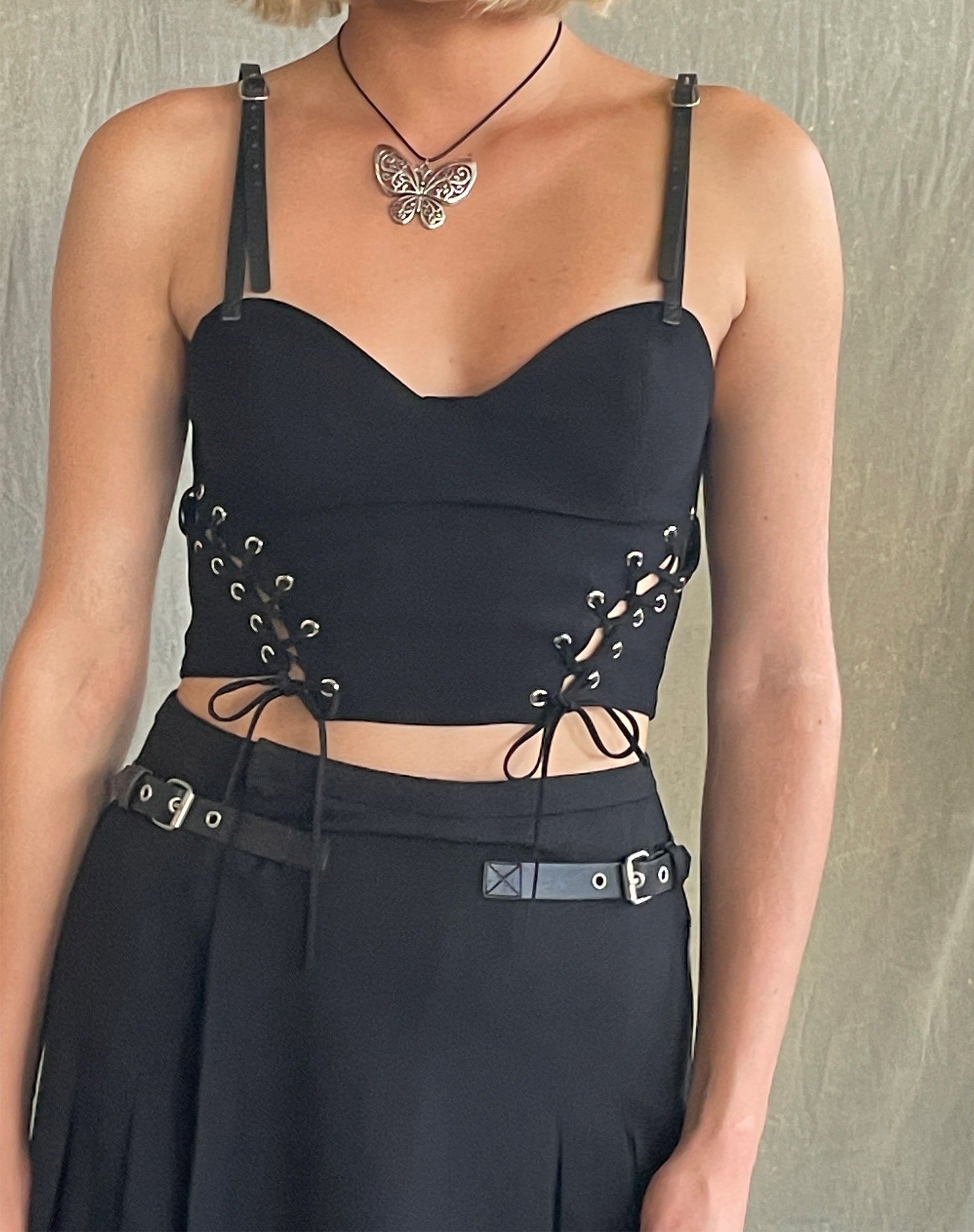 image de Kozani Midi Skirt in Black