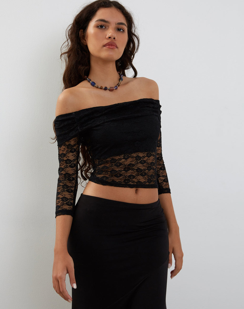 Nixie Long Sleeve Bardot Top in Lace Black (Top bardot à manches longues en dentelle)