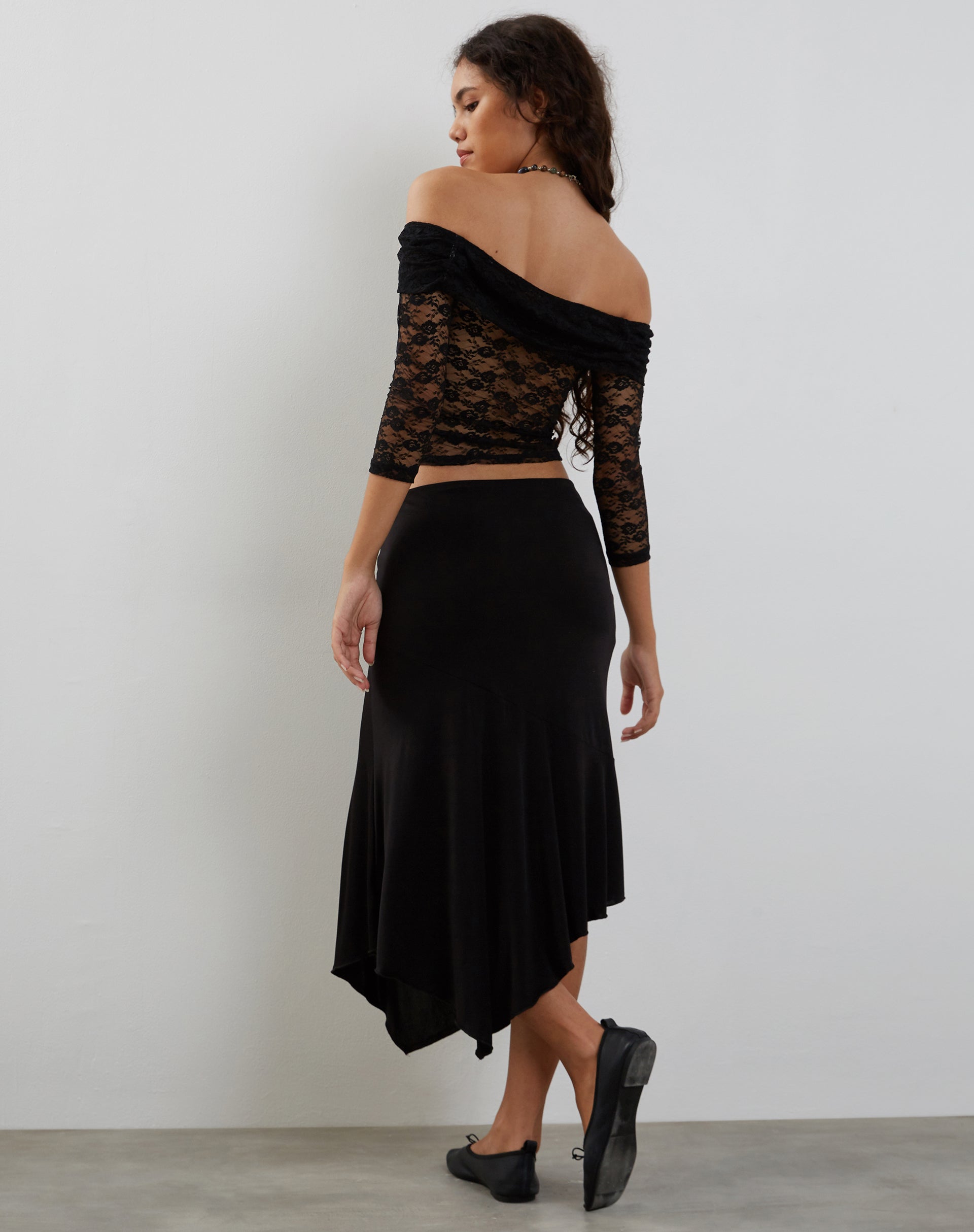 Image de Nixie Long Sleeve Bardot Top in Lace Black