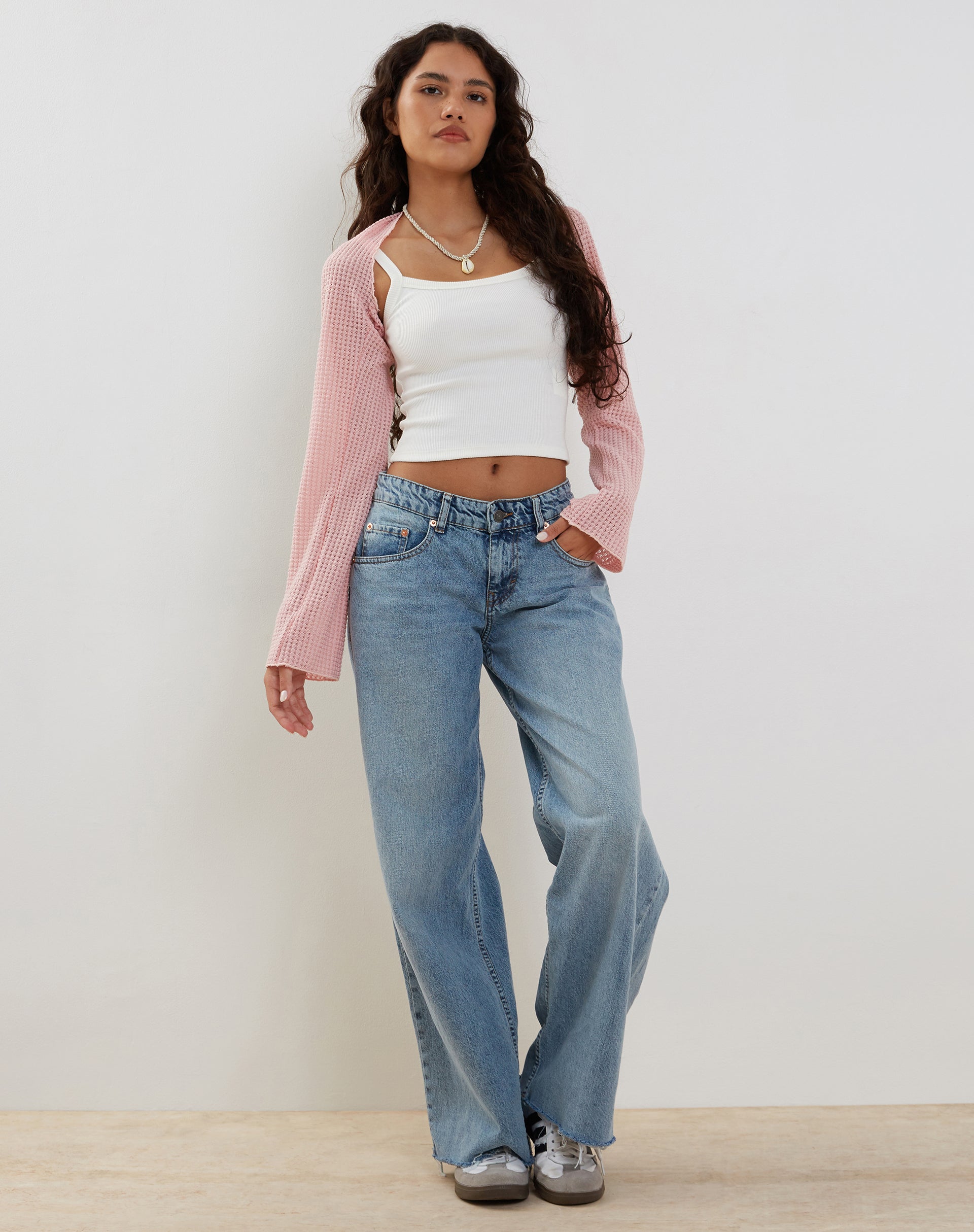 Image de Nobila Shrug Top in Salmon Textured Crochet