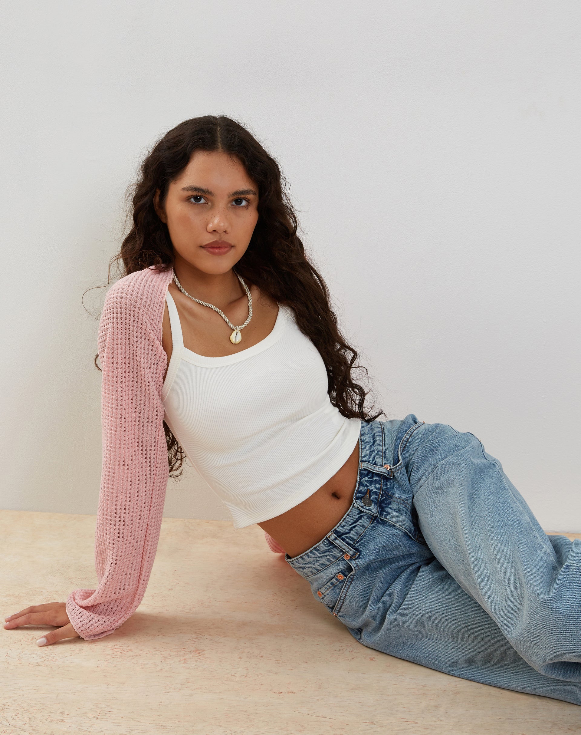 Image de Nobila Shrug Top in Salmon Textured Crochet