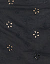 Broderie fleurie noire