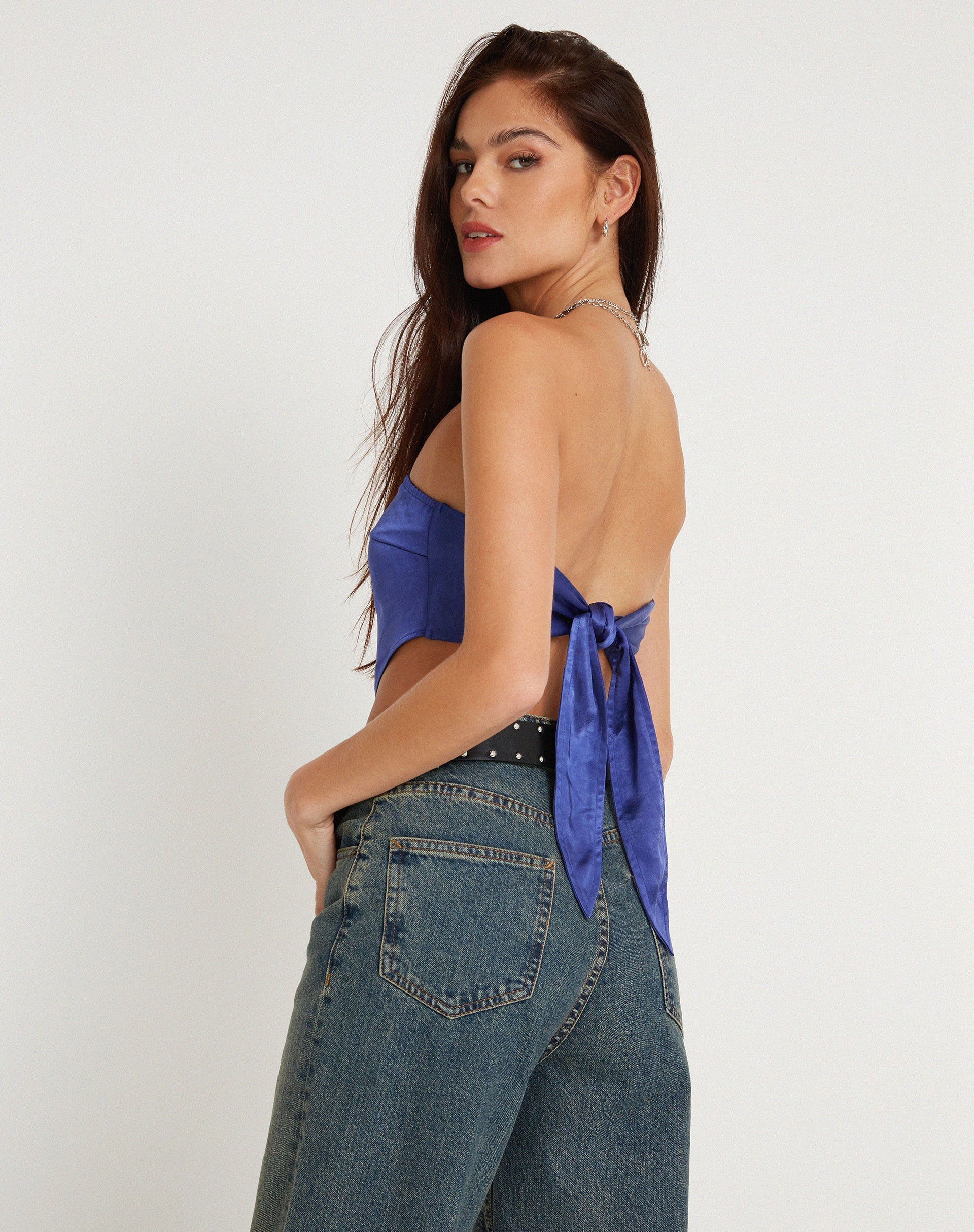Image de Nolda Bandeau Crop Top in Satin Spectrum Blue