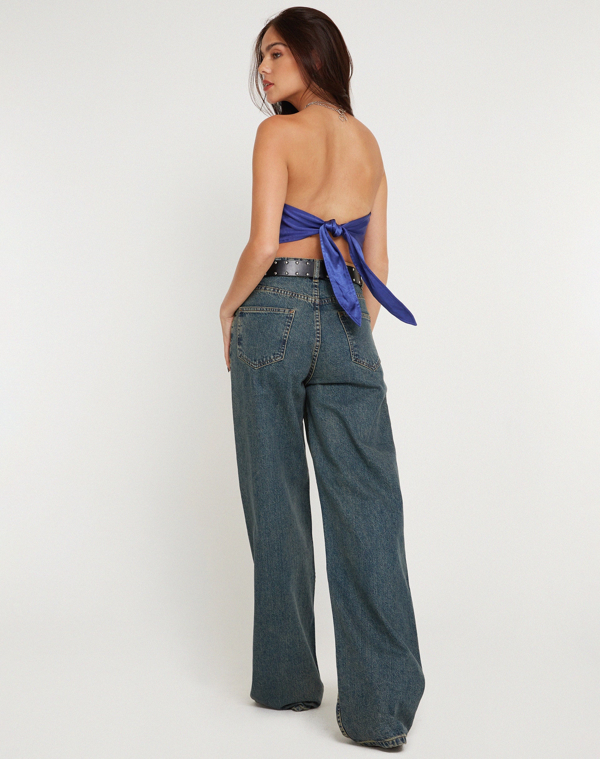 Image de Nolda Bandeau Crop Top in Satin Spectrum Blue
