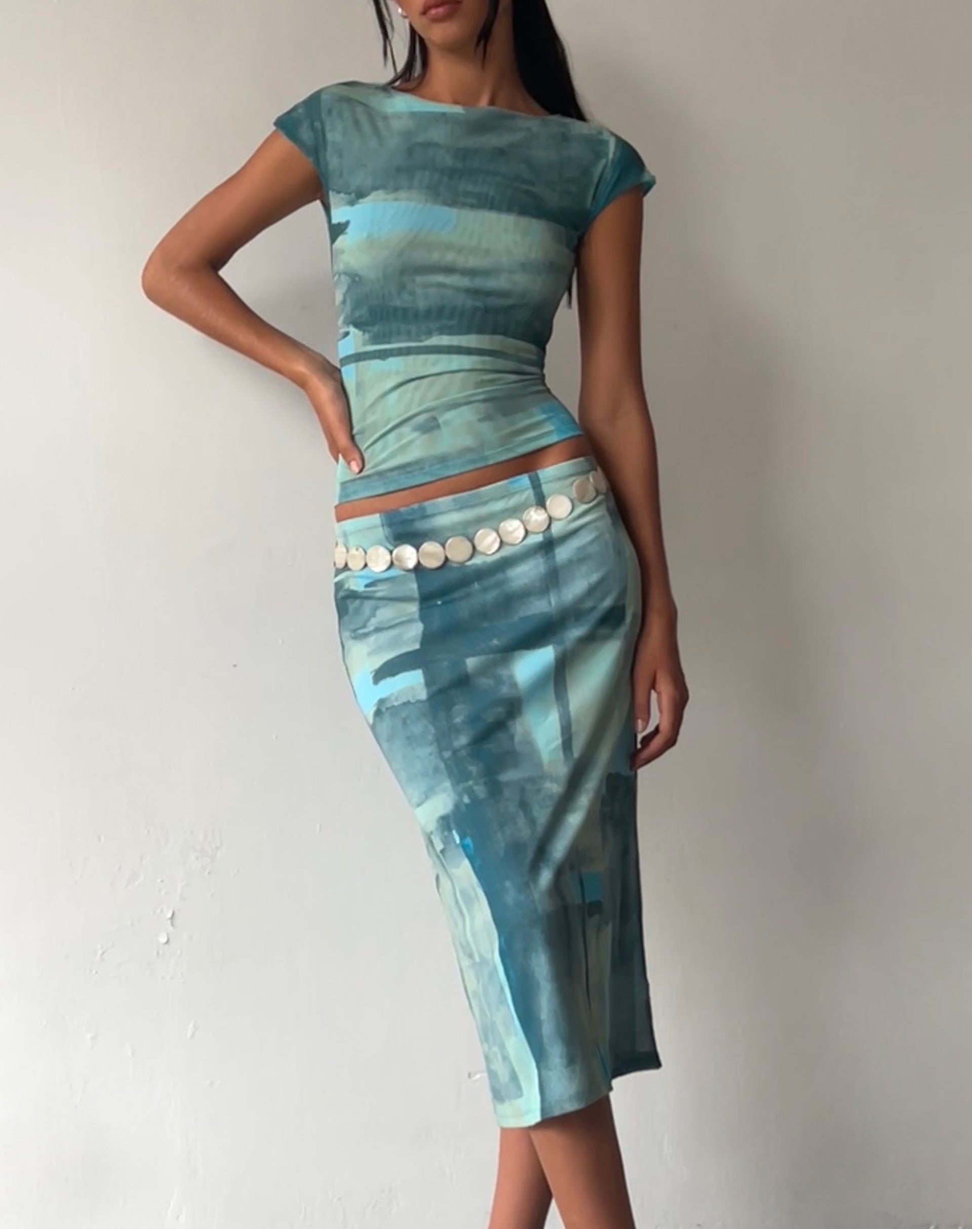 Image de MOTEL X JACQUIE Top Nova en maille vert et bleu Pinceau abstrait