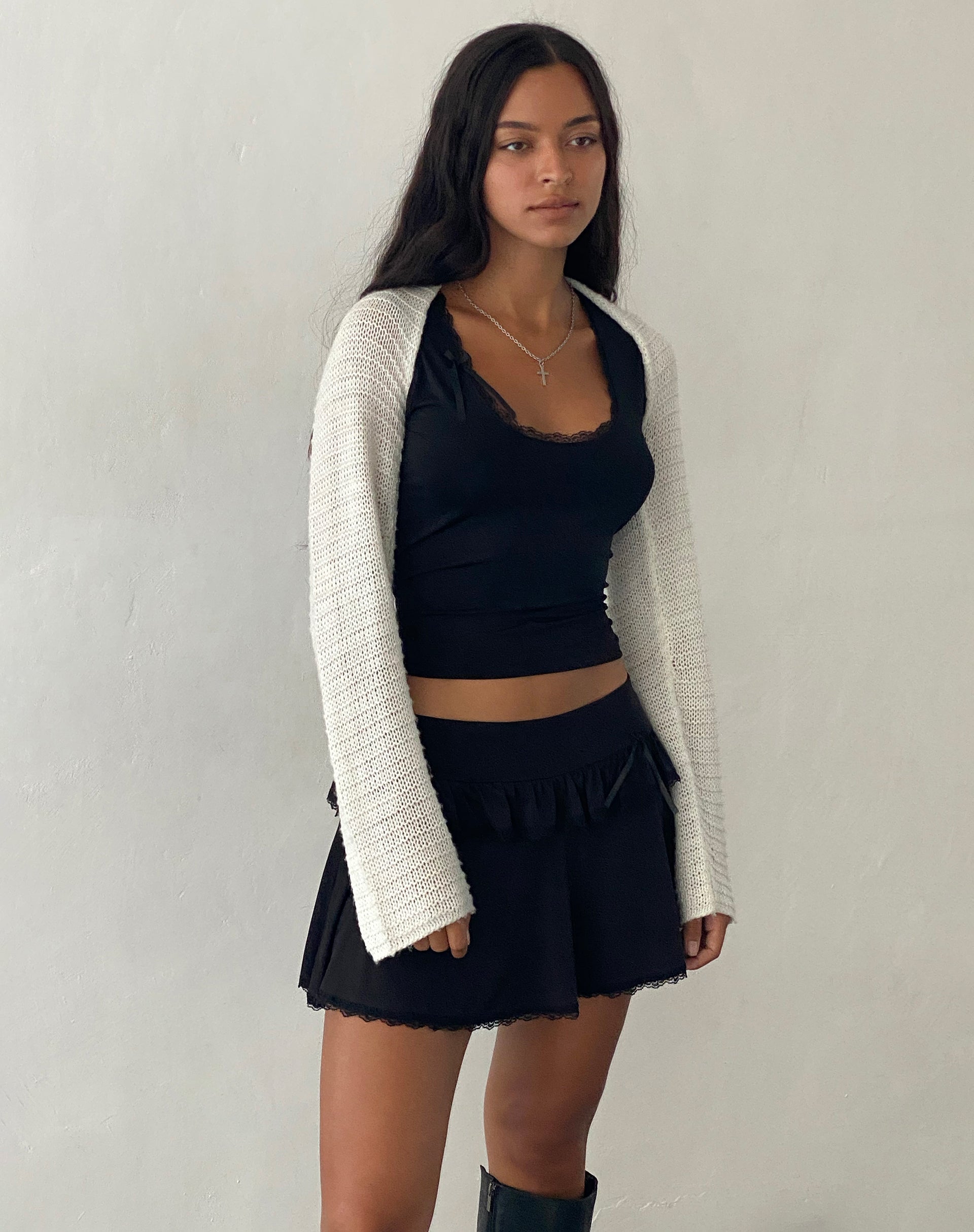 Image de Nobila Shrug Top in Ivory