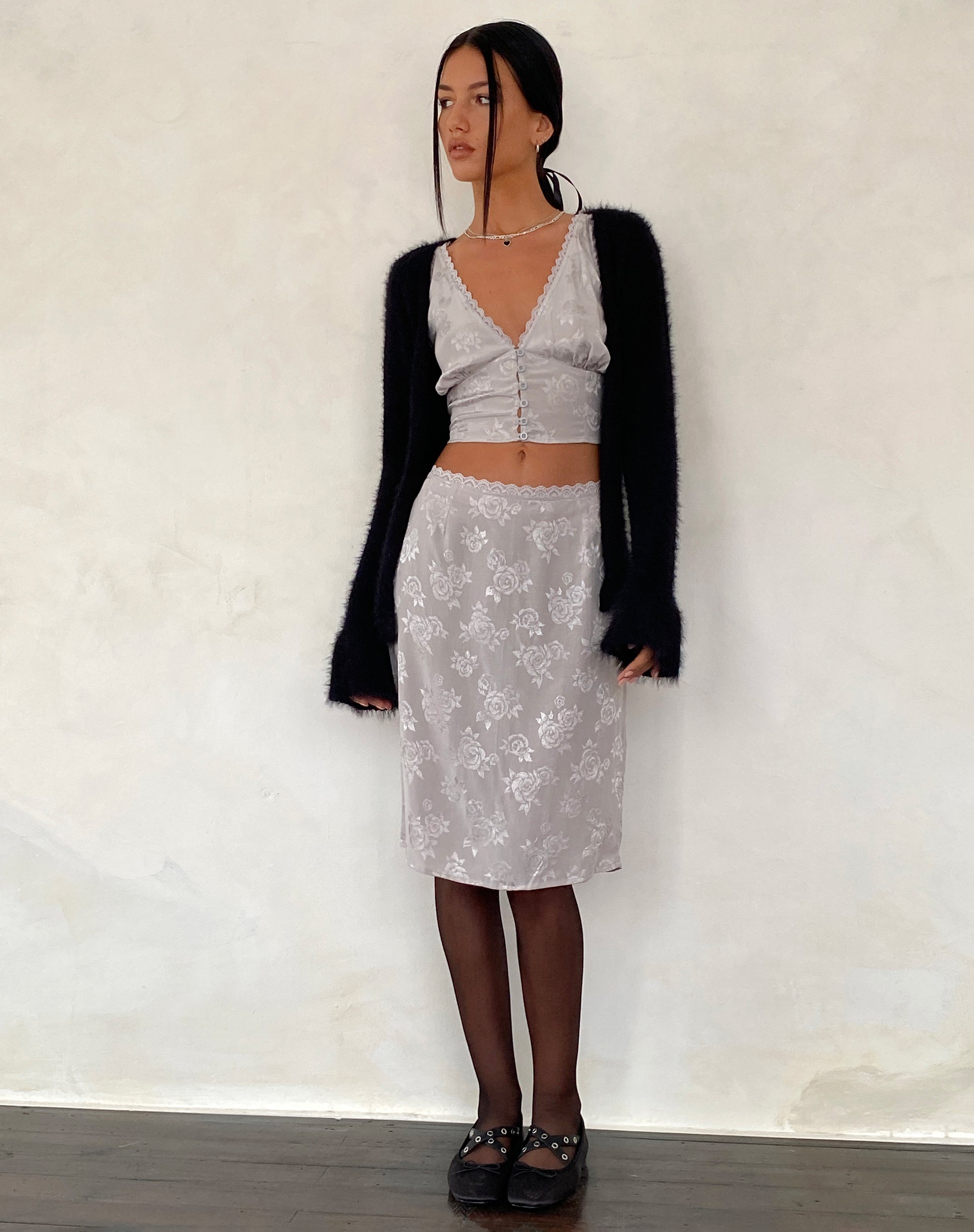 Image de la jupe midi Piyeto en satin Rose Silver Grey