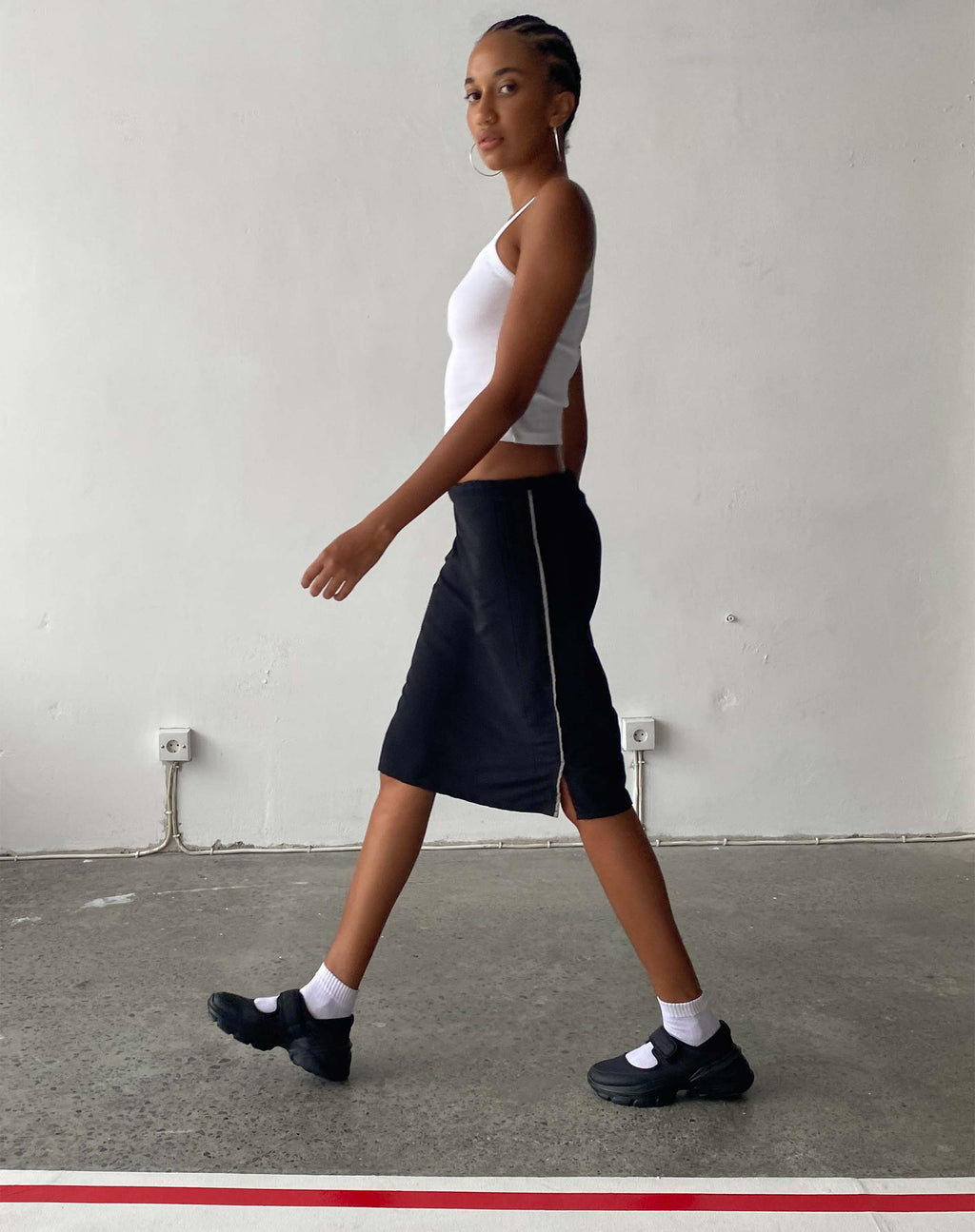 Ashlyn Cargo Midi Skirt, noir et rayures blanches