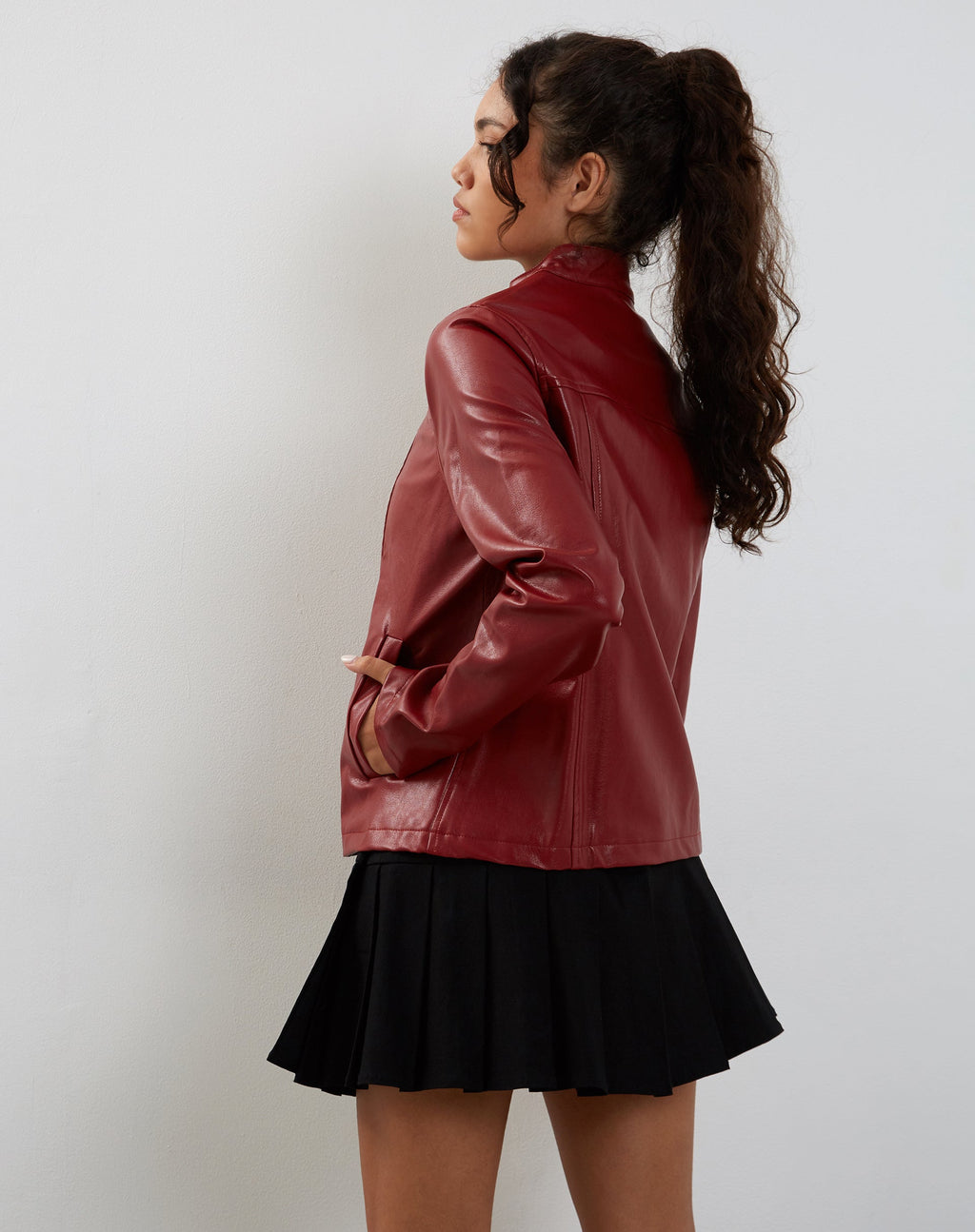 Veste Olivia en PU rouge sang