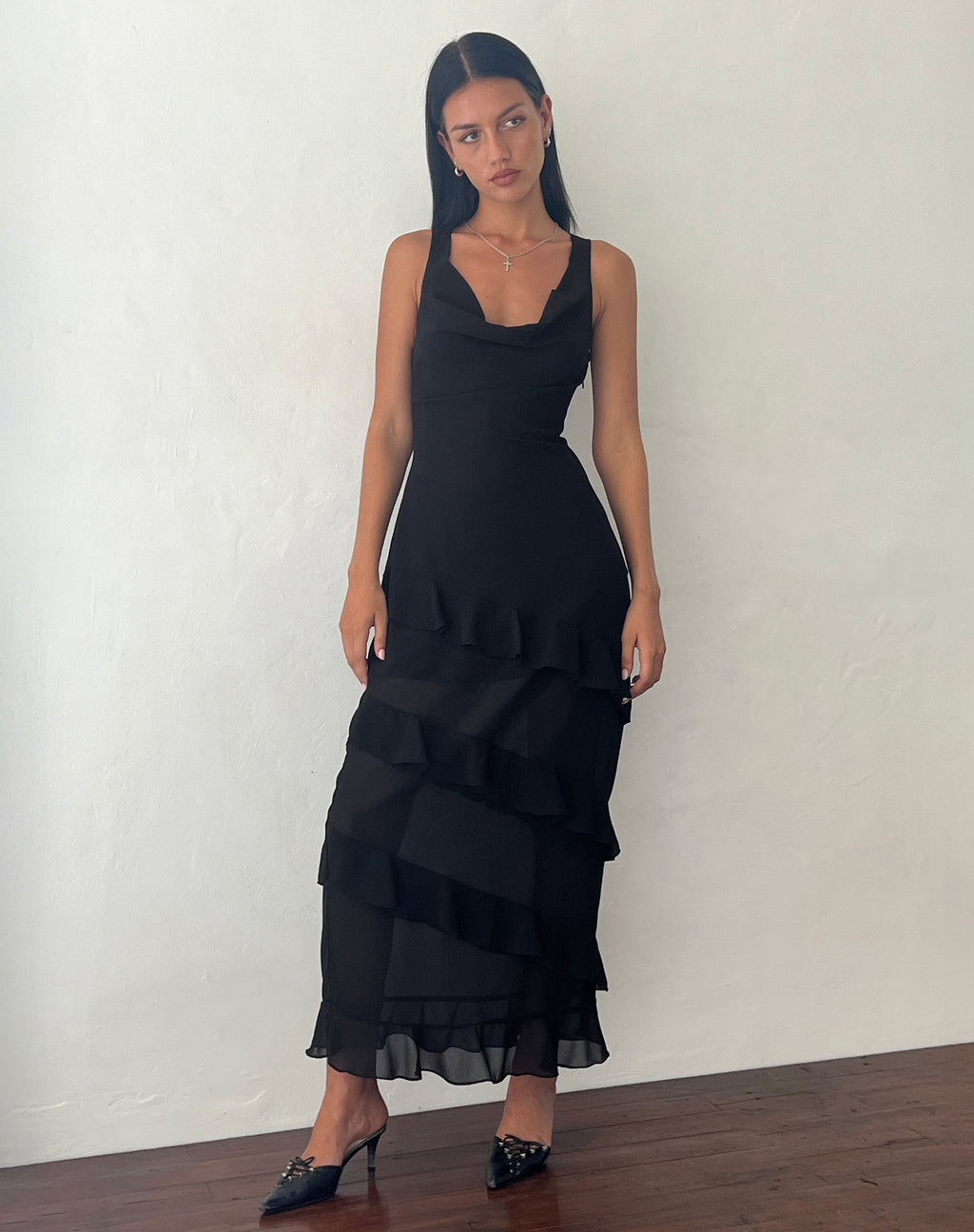 Otna - Robe longue en mousseline à volants - Noir