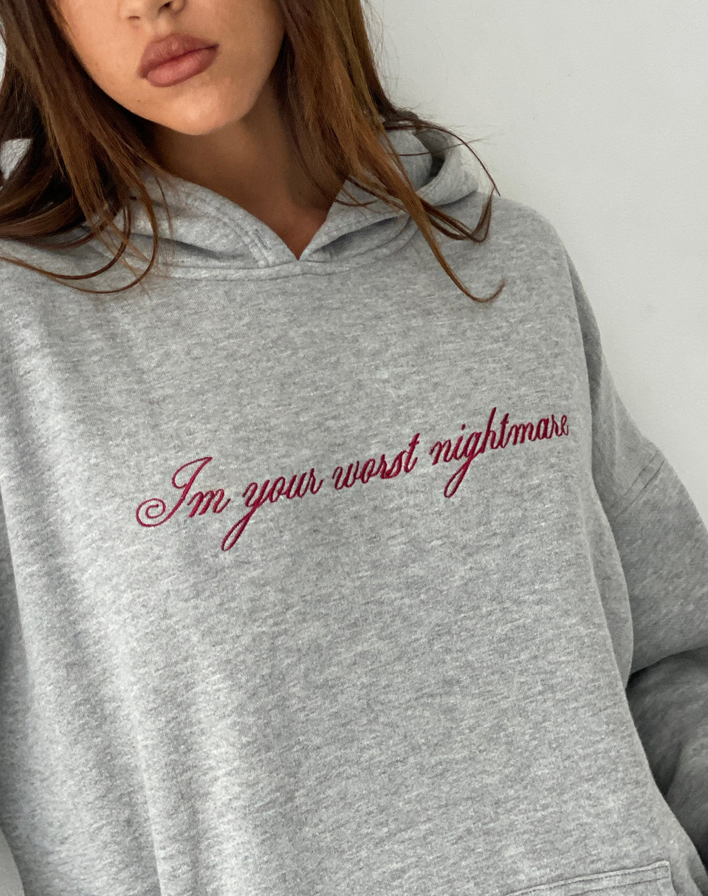 Sweat à capuche surdimensionné en gris chiné avec broderie Worst Nightmare