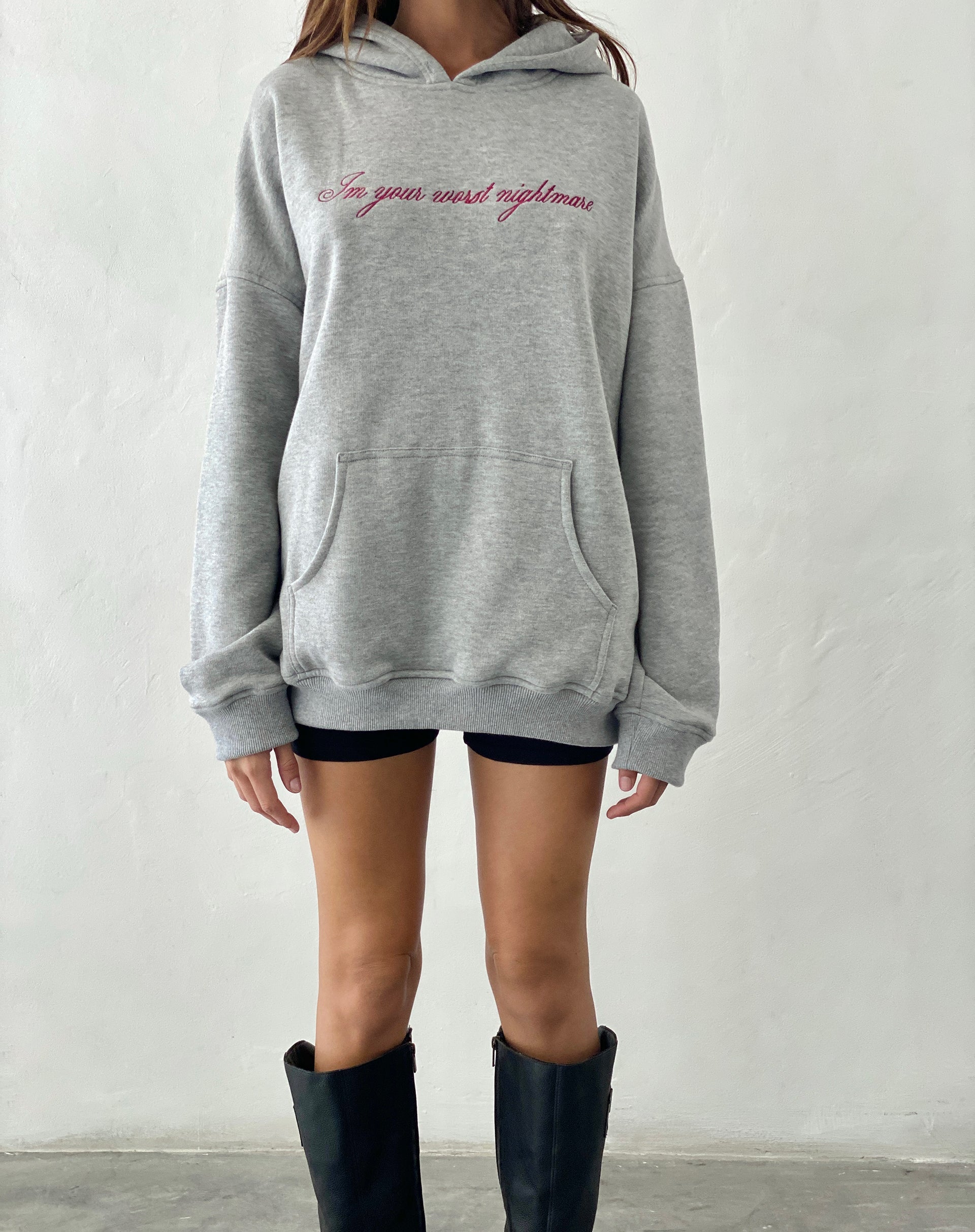 Image of Oversized Hoodie in Grey Marl with Worst Nightmare Graphic (sweat à capuche surdimensionné en gris marron avec graphique du pire cauchemar)