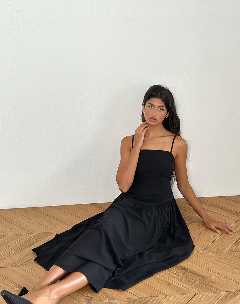 Paduri - Robe midi en mousseline à taille basse - Noir