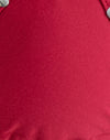 Rouge avec clous