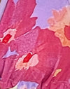 Fleur de vacances rose avec reliure lilas