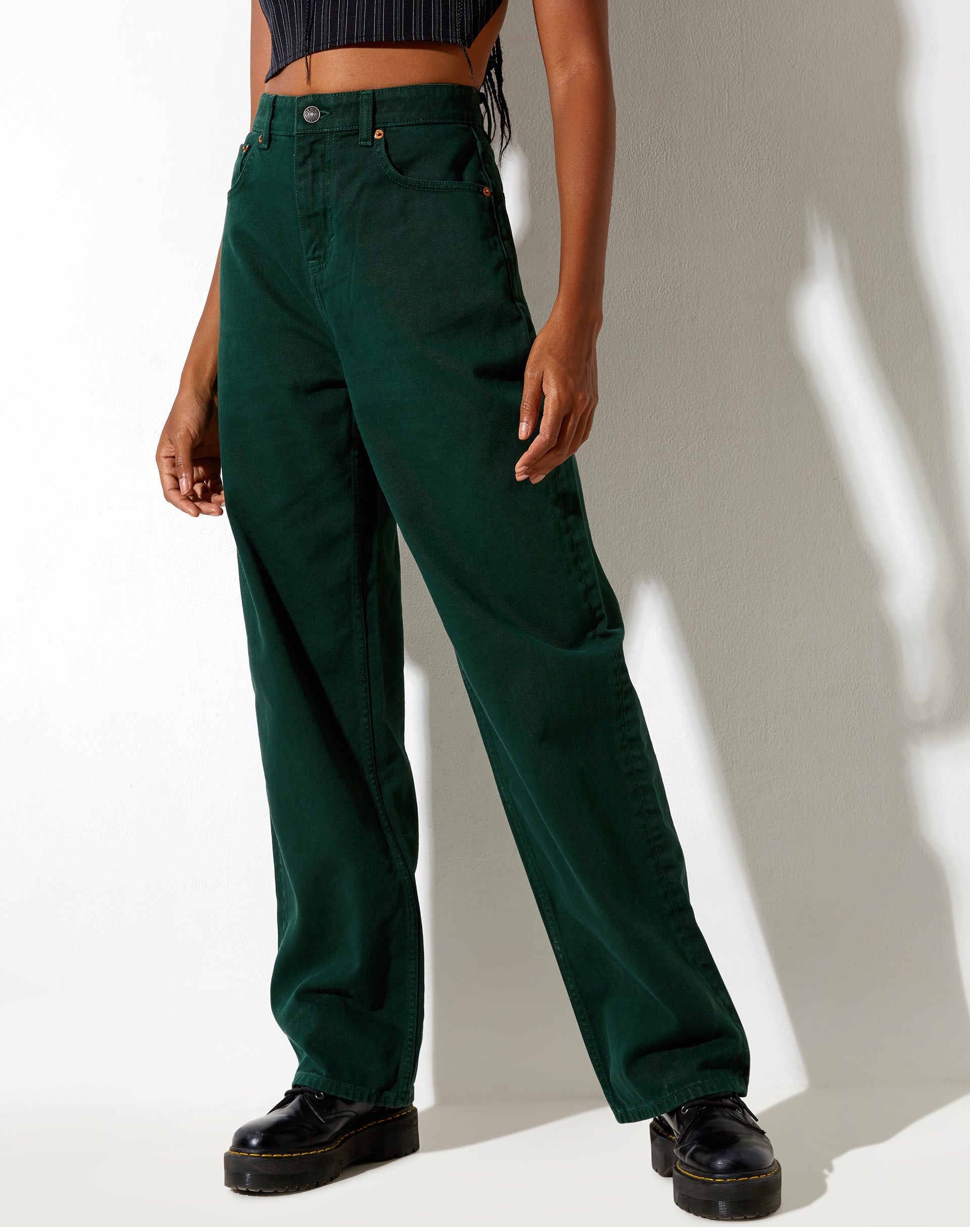 Image de Jeans parallèles en vert forêt