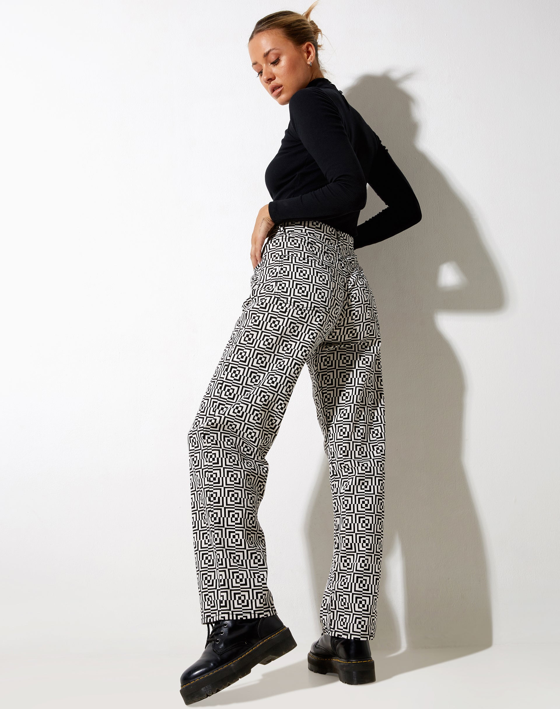 Image de Parallel Jeans en Optic Square Noir et Blanc