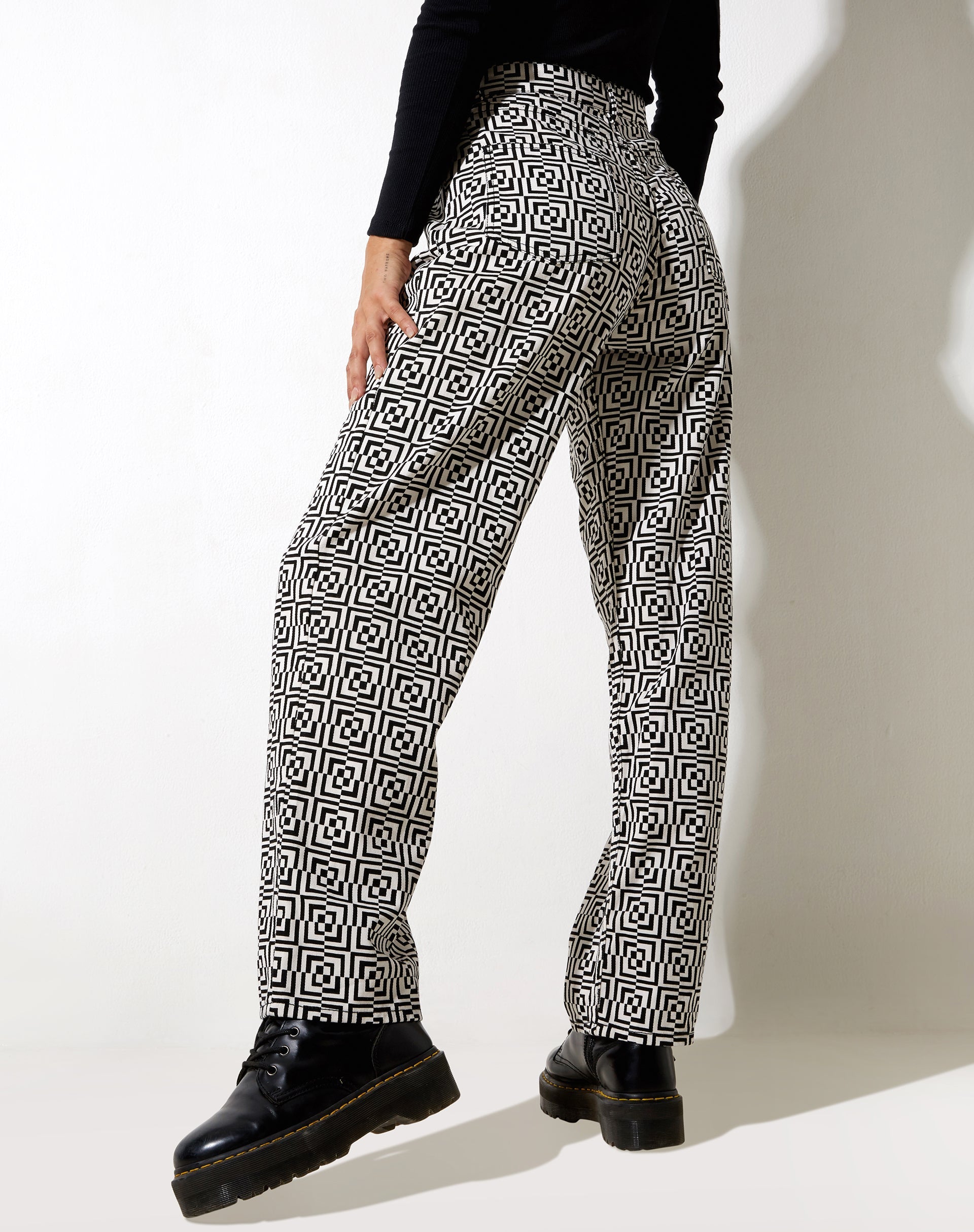 Image de Parallel Jeans en Optic Square Noir et Blanc