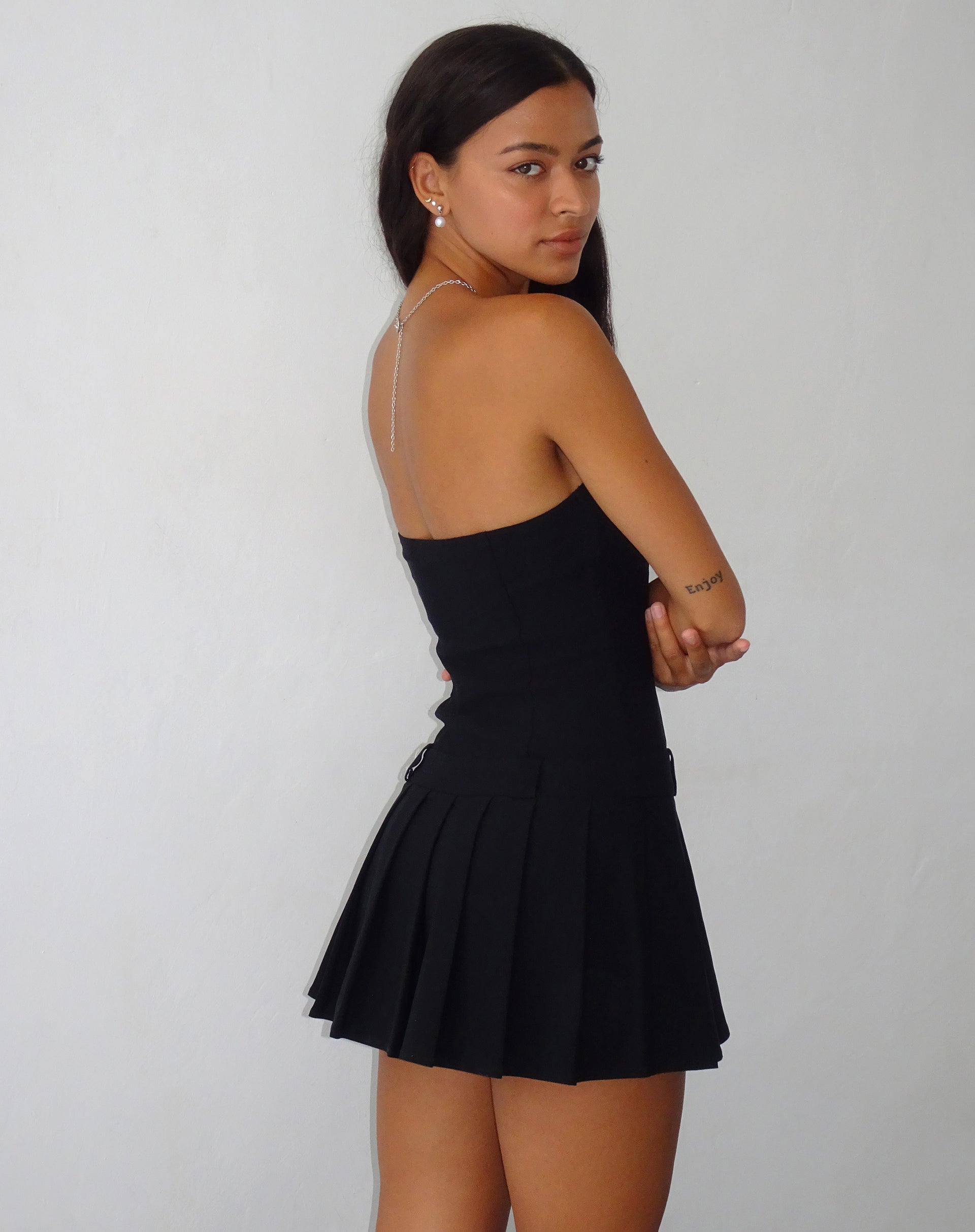 Image de Payoda Mini robe bandeau en noir