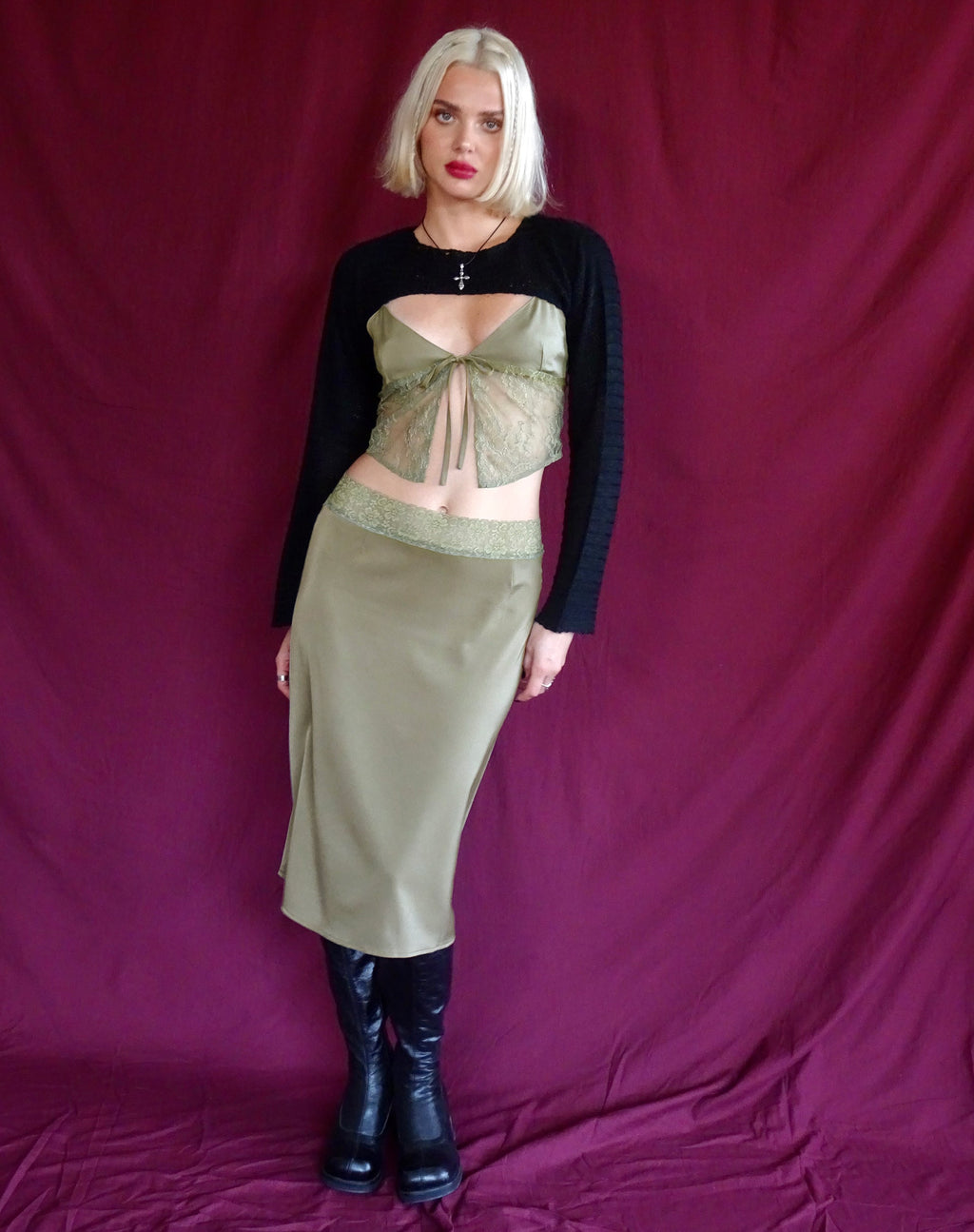 Jupe midi Golda, satin avocat