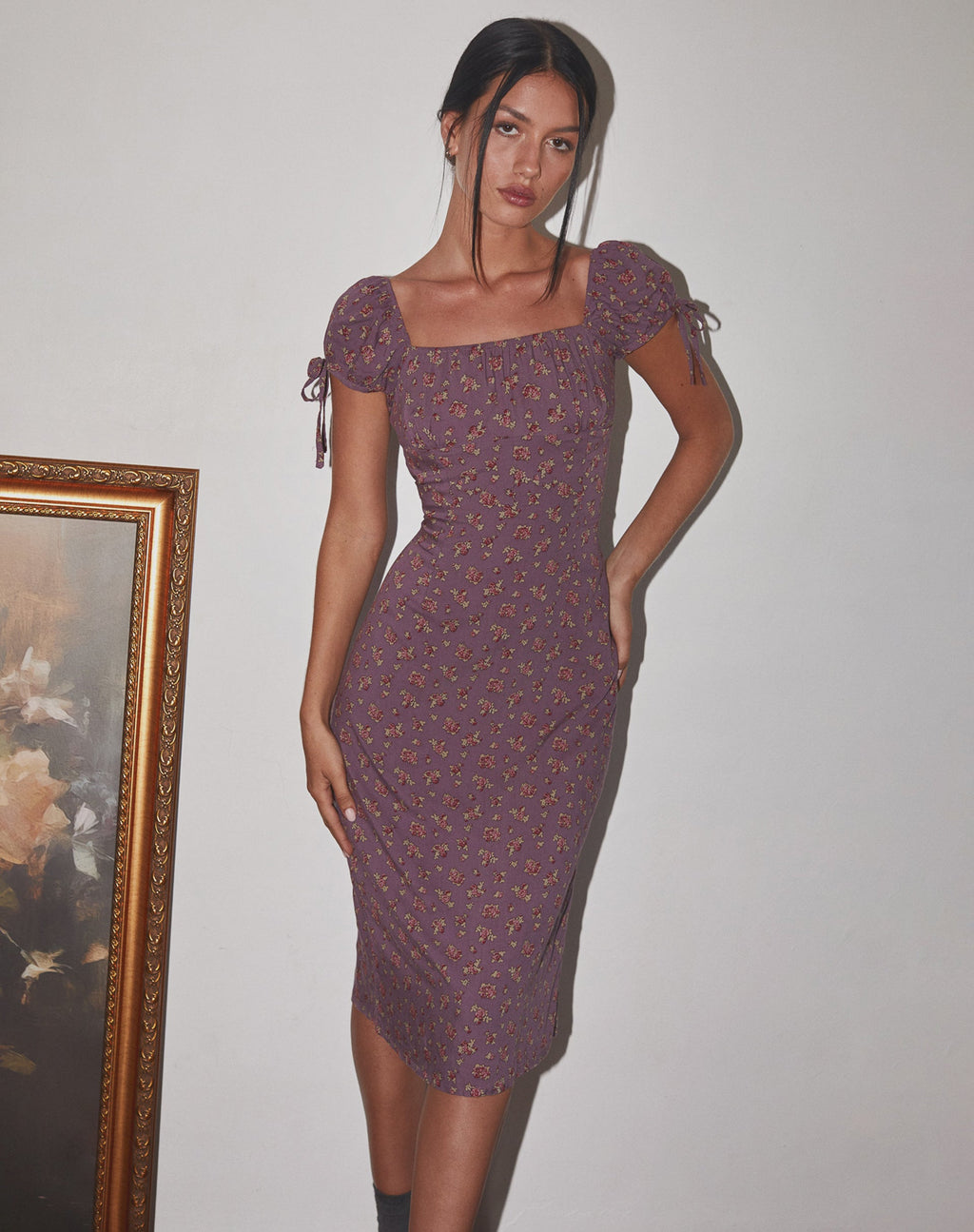 Rachana Midi Dress in Flowing Rose Deep Purple (robe midi Rachana en rose fluide)