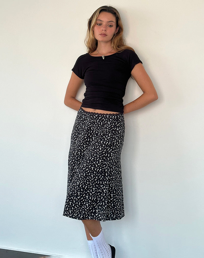 Image de Rahyu Midi Skirt in Black Ditsy Romance