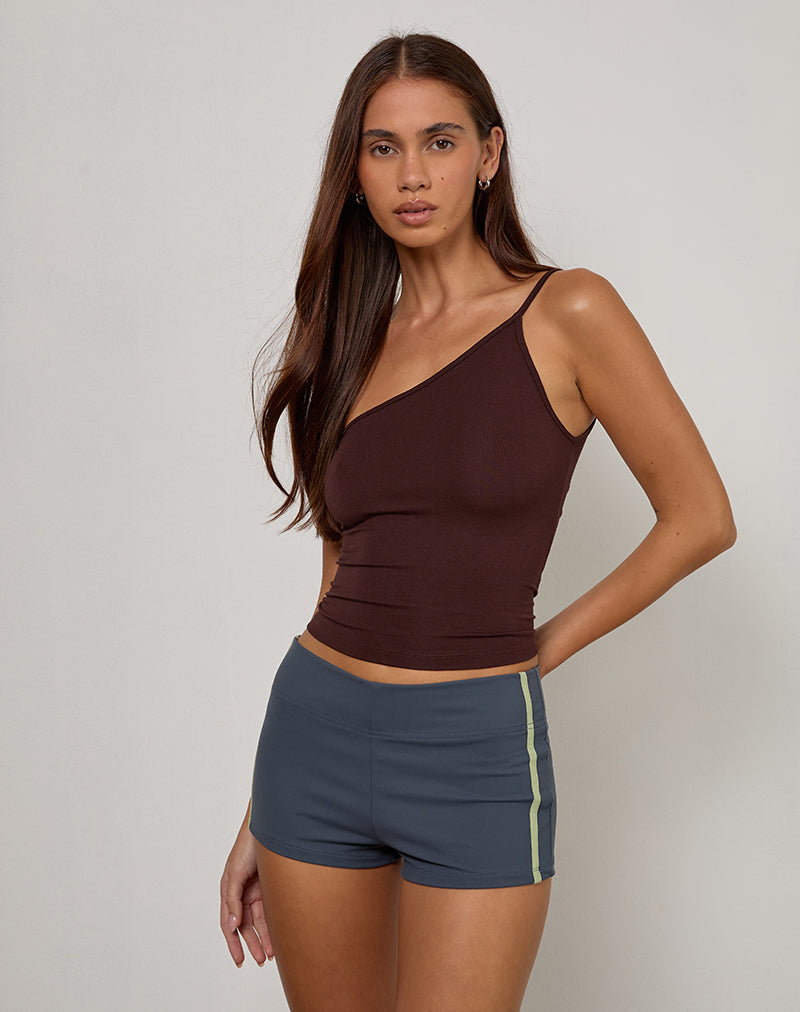 Image du short Rapal en bleu marine, avec des bandes en sauge