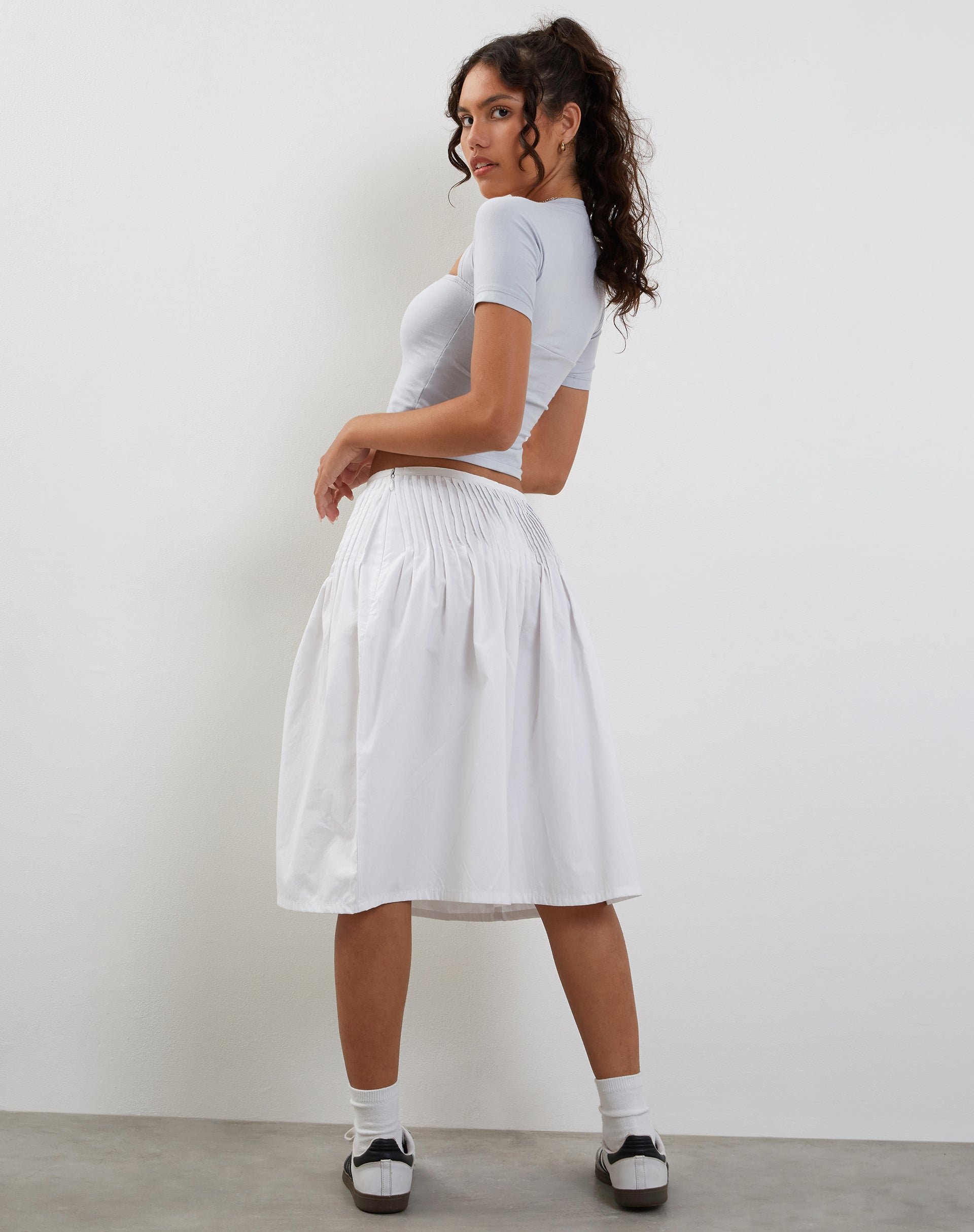 Image de Requa Crop Top in Grey Dawn