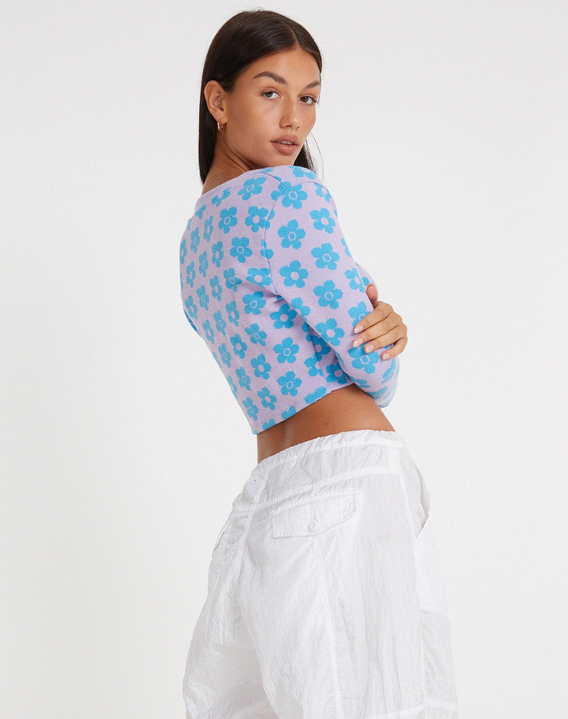 image de Attina Cardi en Cute Floral Daisy Lilac and Blue