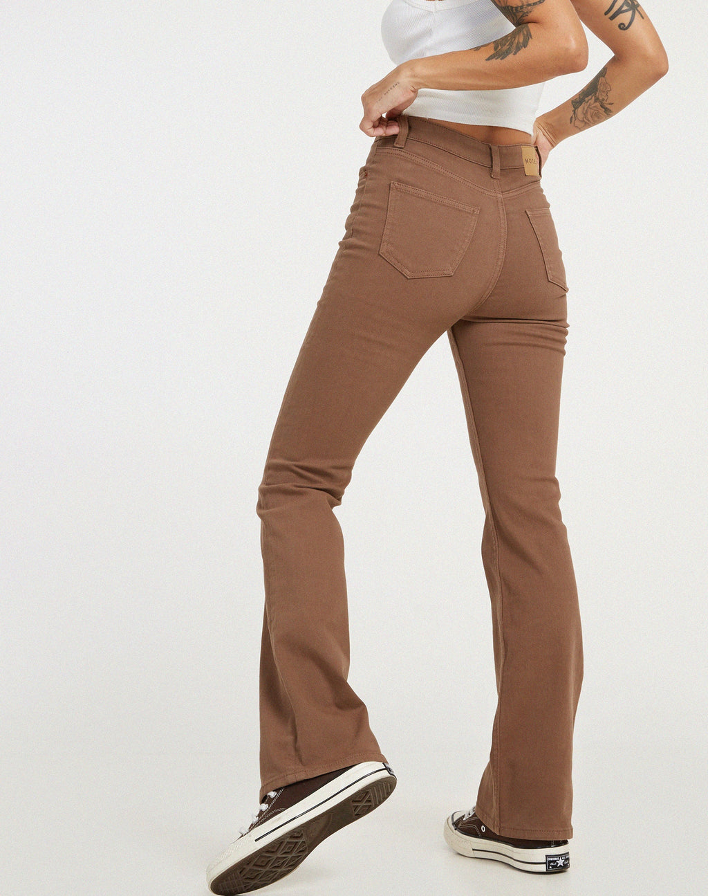 Jeans Bootleg en brun riche
