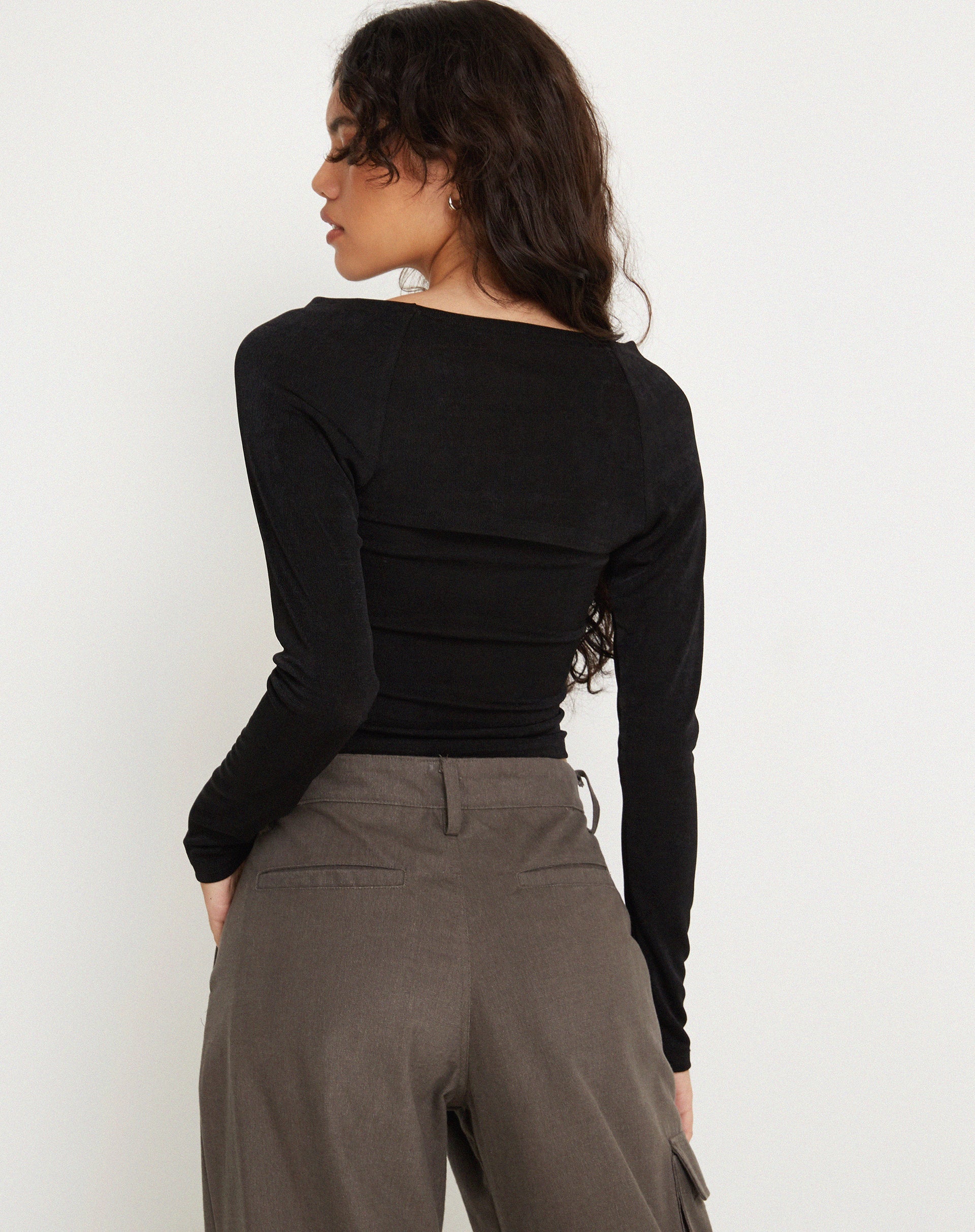 Image de Ceriya Long Sleeve Top in Black