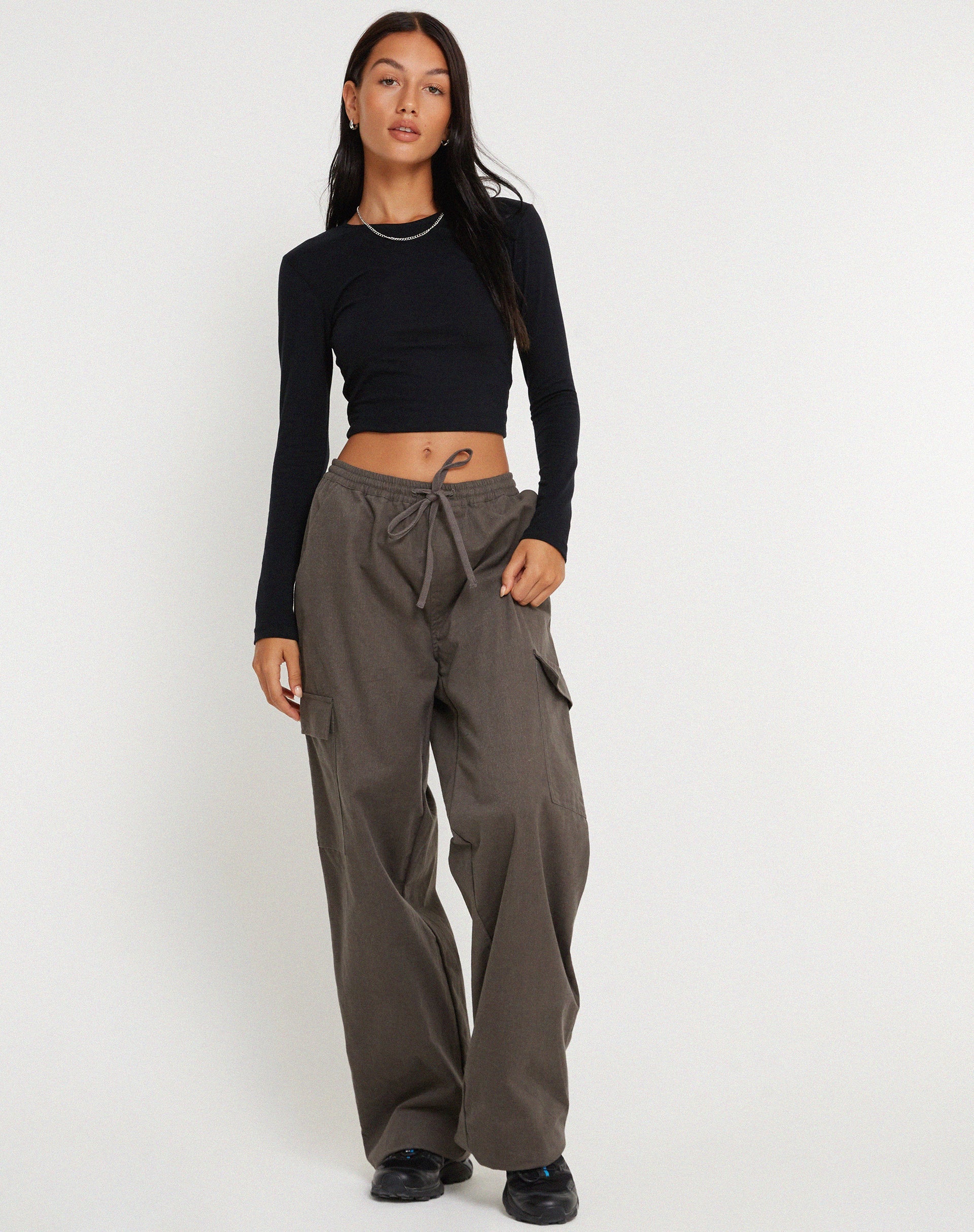 Image de Geona Pantalon cargo à jambes larges en gris foncé