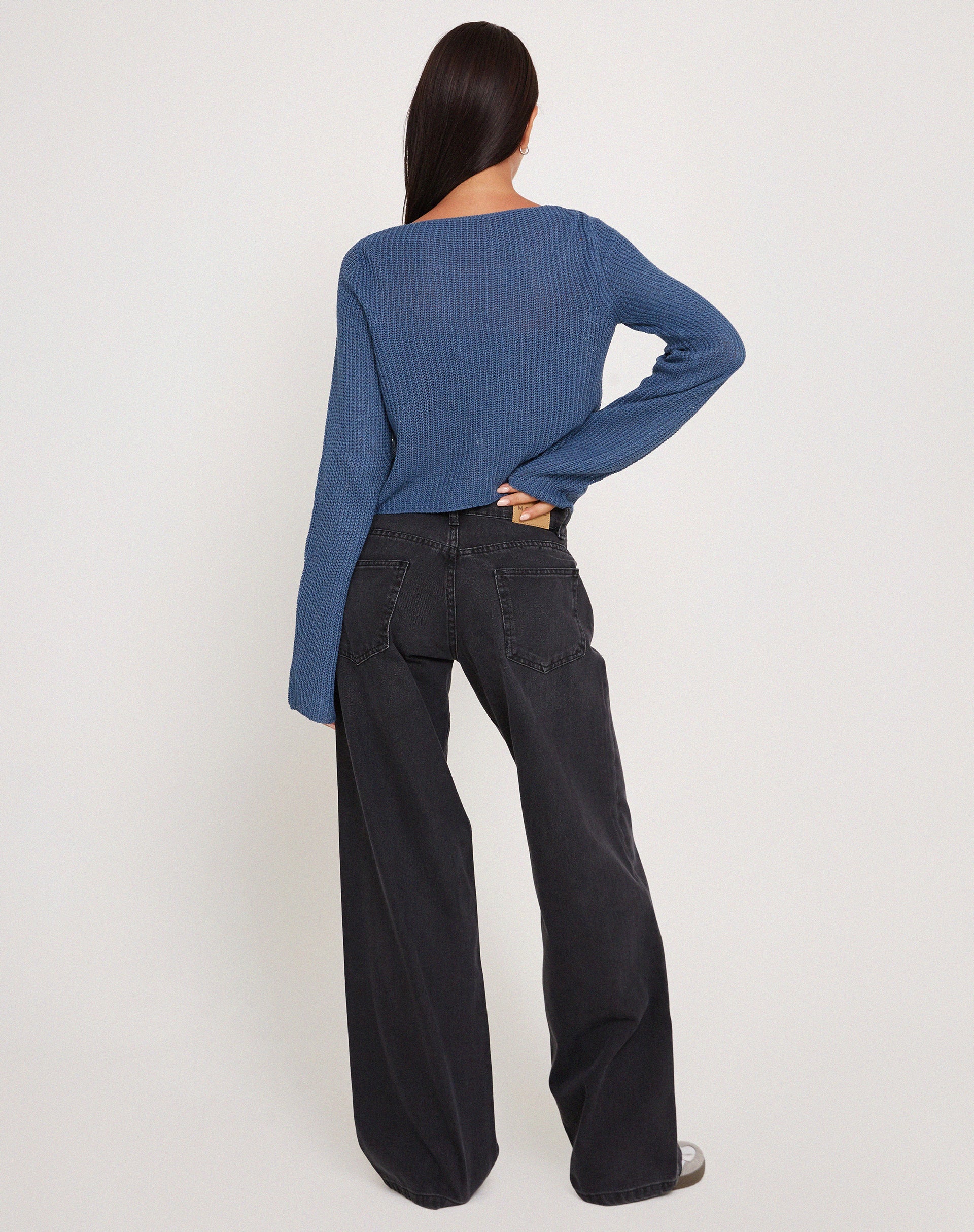 image de Kazayo Long Sleeve Knit Top in Midnight Blue