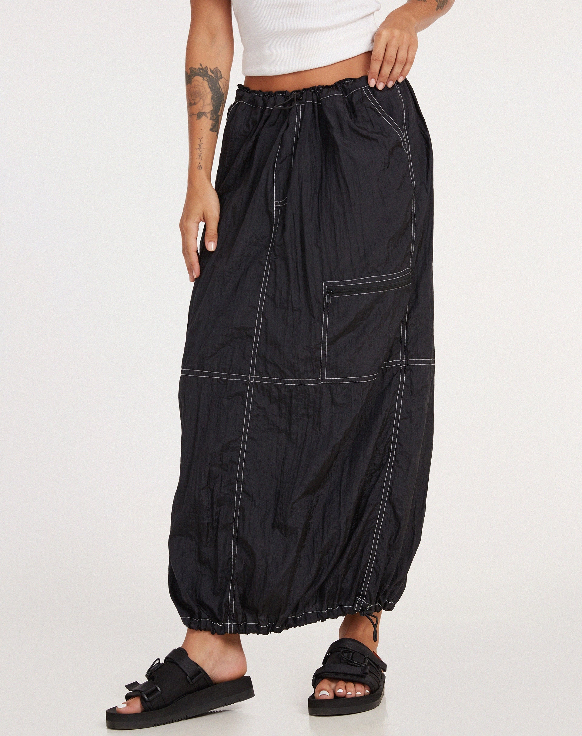 image de Masao Maxi Skirt in Parachute Black with White Stitch