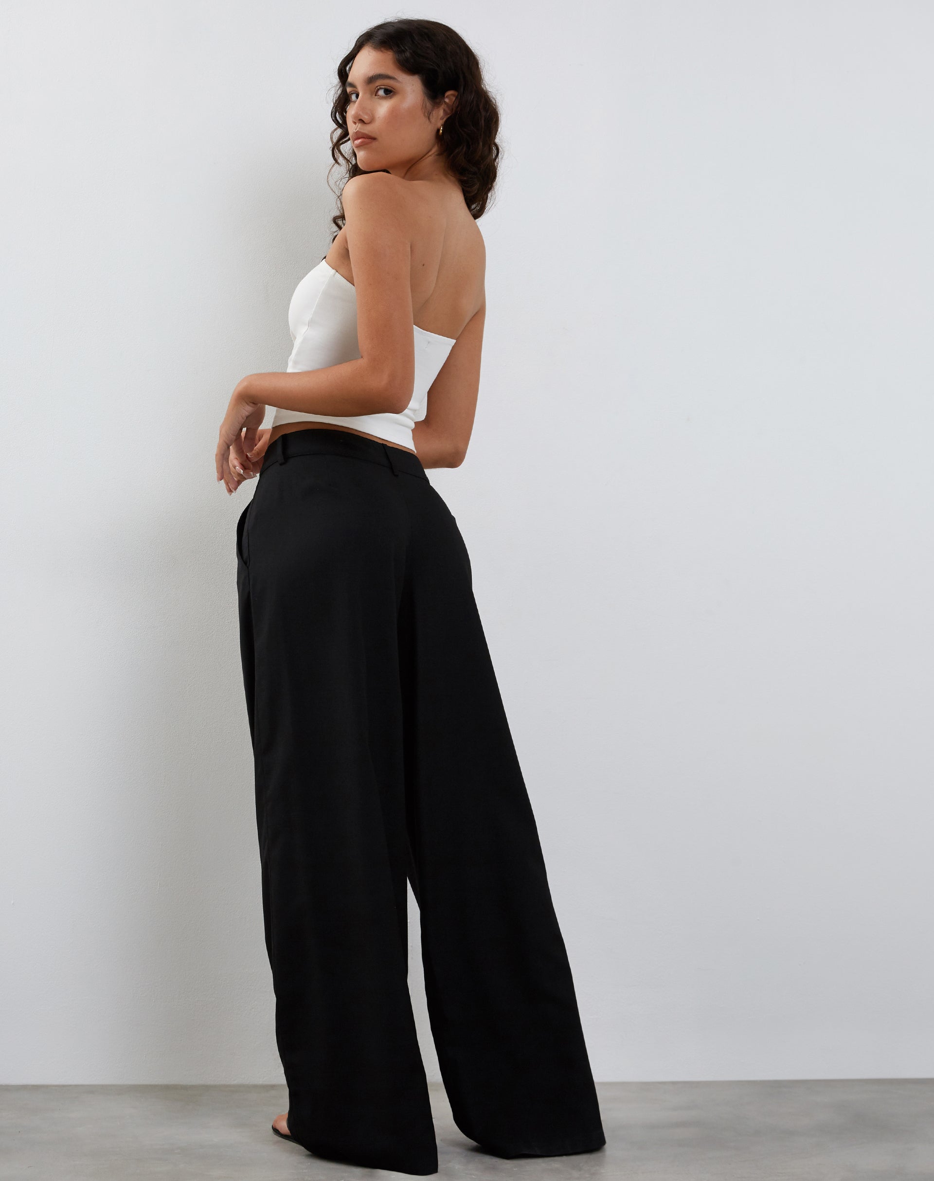 Image de Salisu Wide Leg Trouser in Tailoring Black