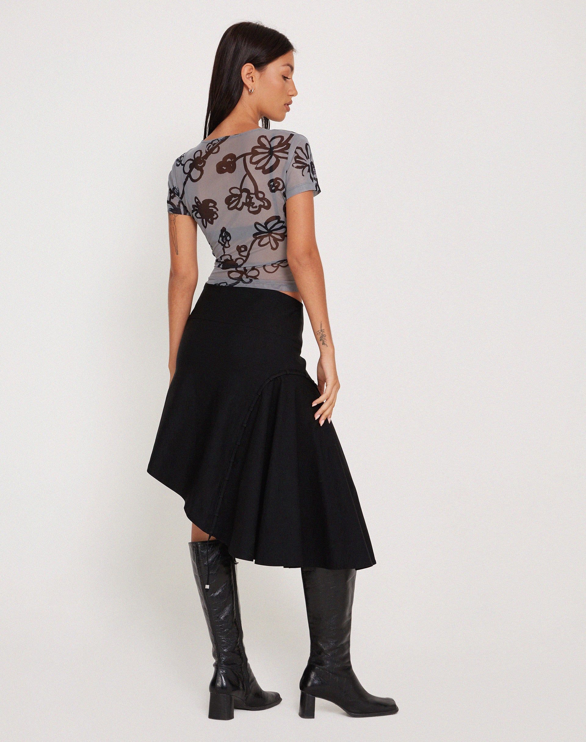 Image de Tamara Top in Mesh Doodle Flower Grey
