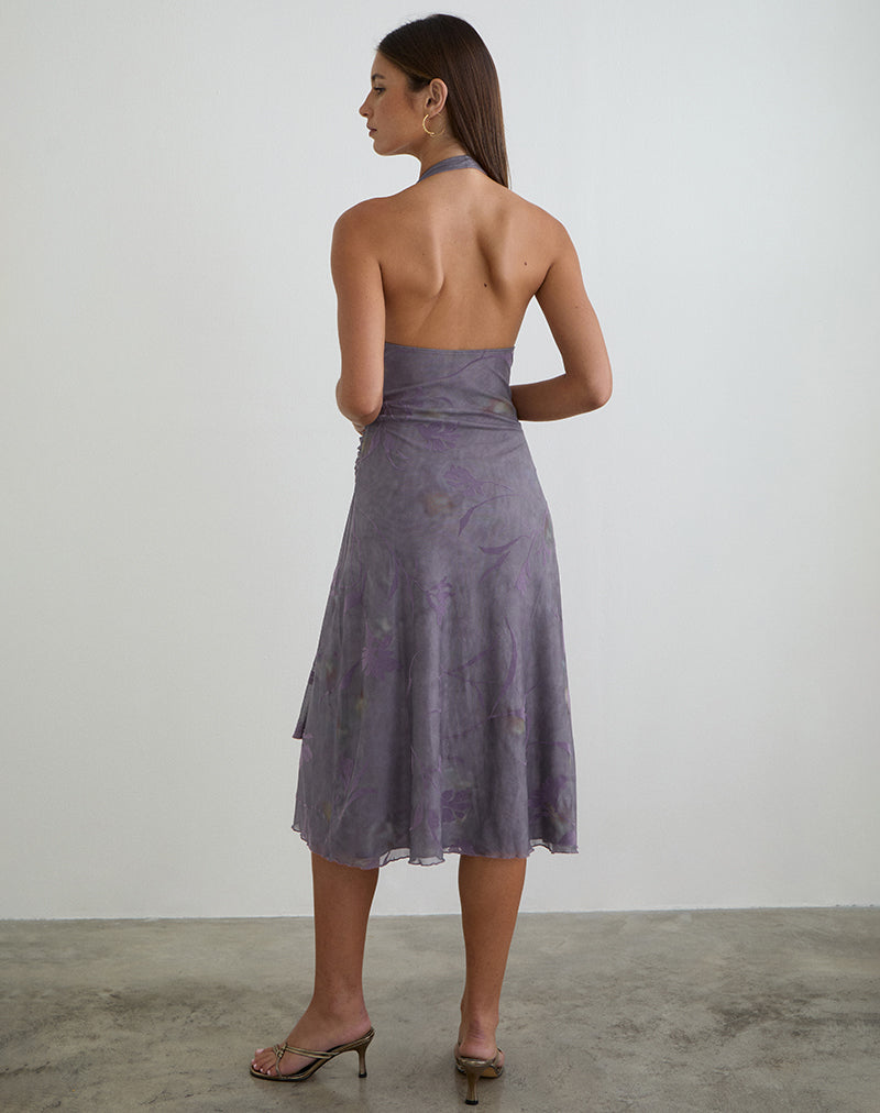 Image de la robe midi à dos nu Rokoyo, couleur violet fleur évasée