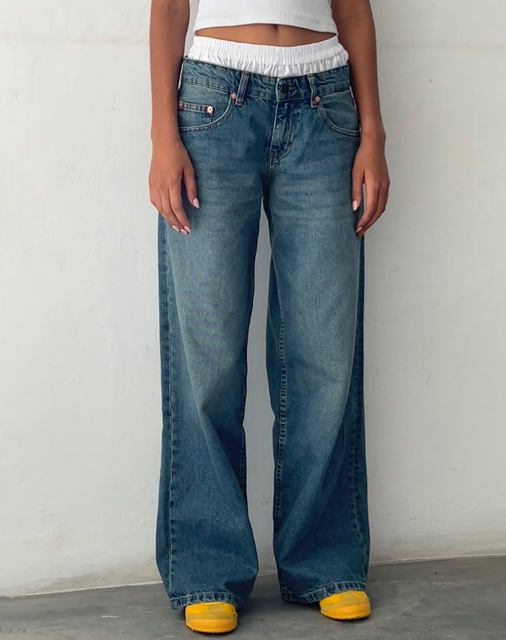 Jean à taille basse extra-large Roomy en bleu vintage vert