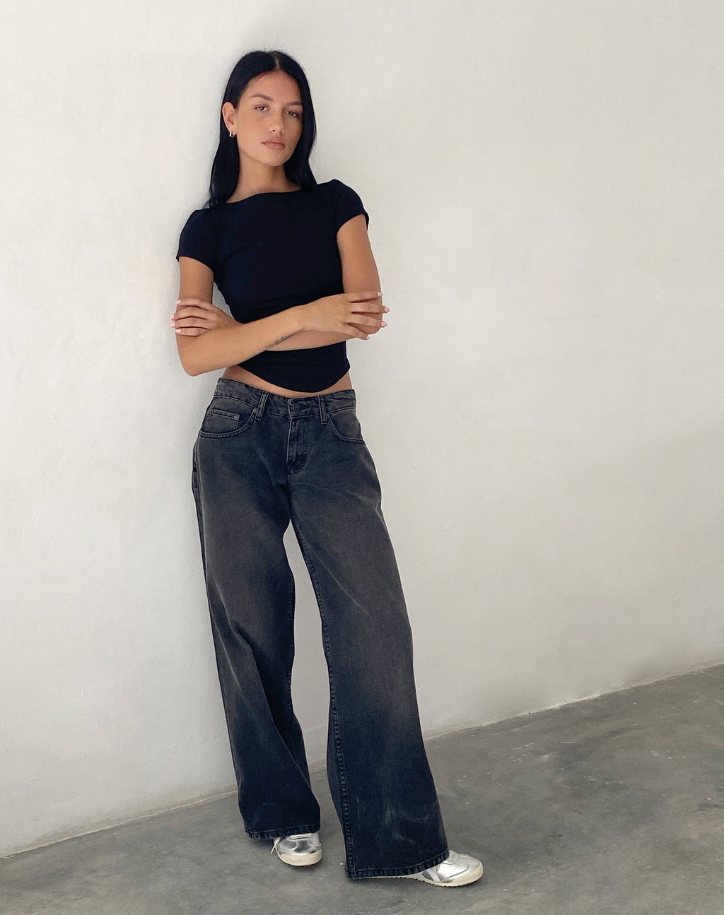 Jean à taille basse extra-large Roomy, noir lavé, gris