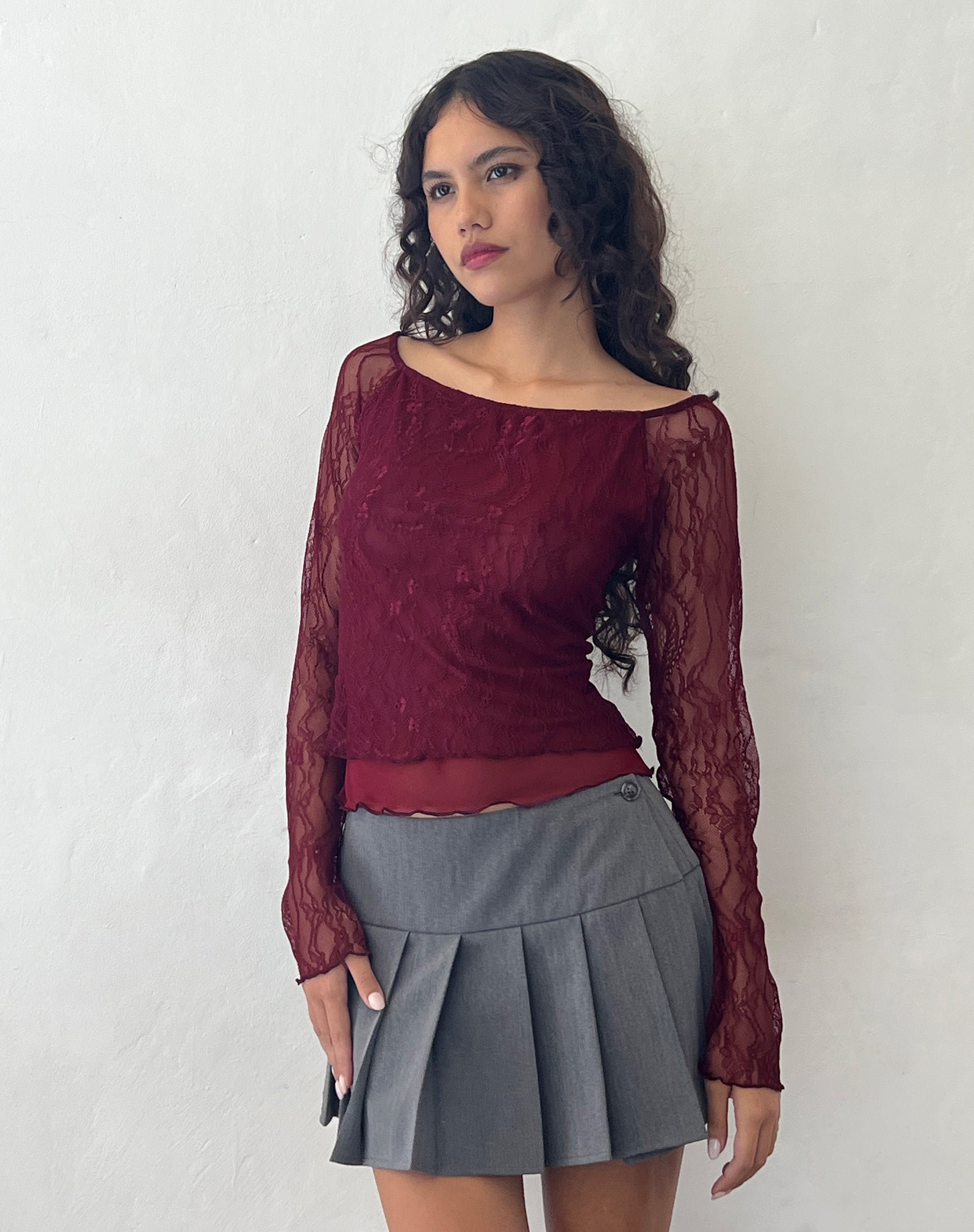 Image de Rory Long Sleeve Top in Lace Burgundy