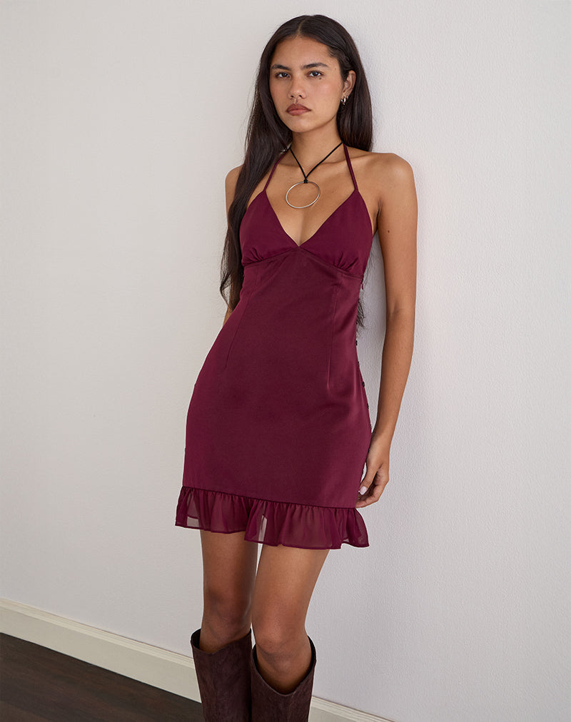 Image de la mini-robe Rosali en mousseline de satin bordeaux