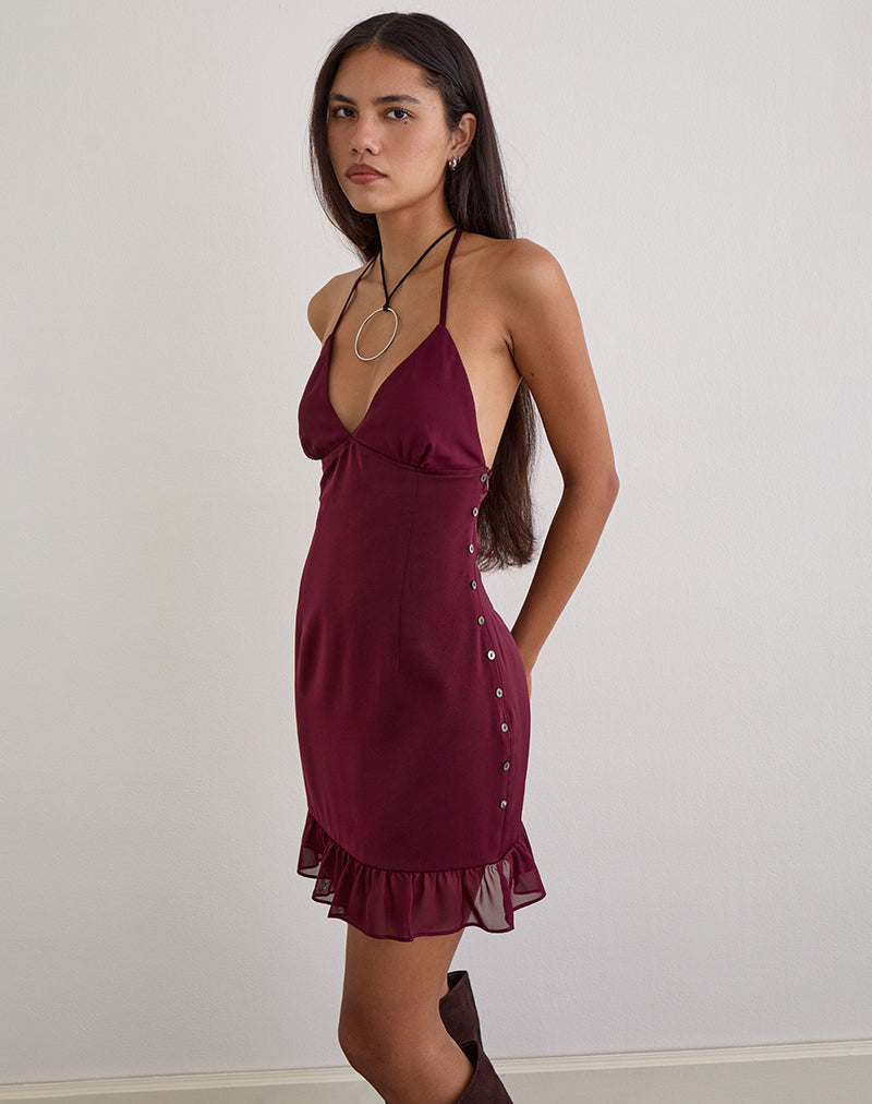 Image de la mini-robe Rosali en mousseline de satin bordeaux