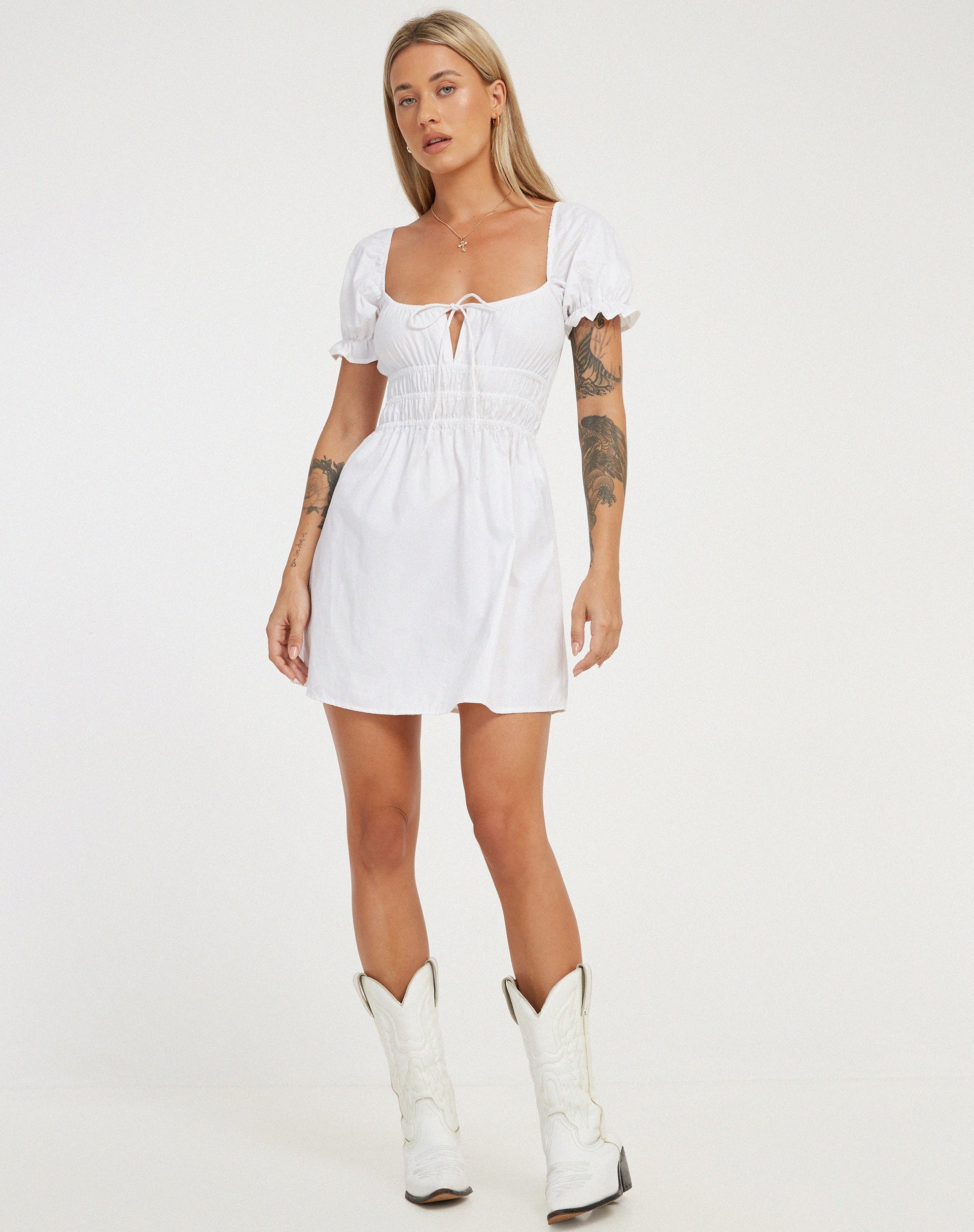 image de Rosmilly Mini Dress in White