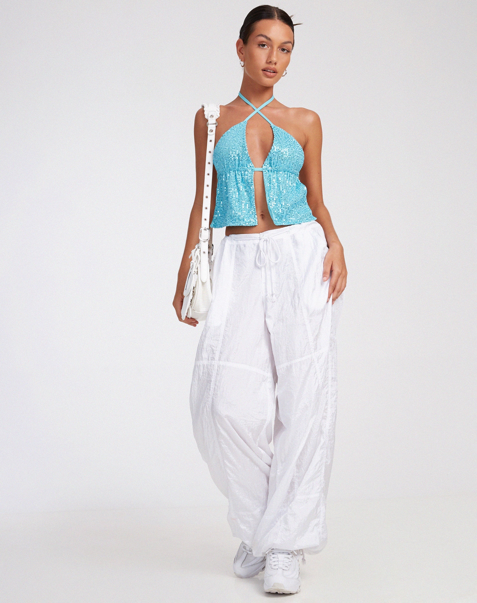 image de Runita Crop Top in Drape Sequin Blue