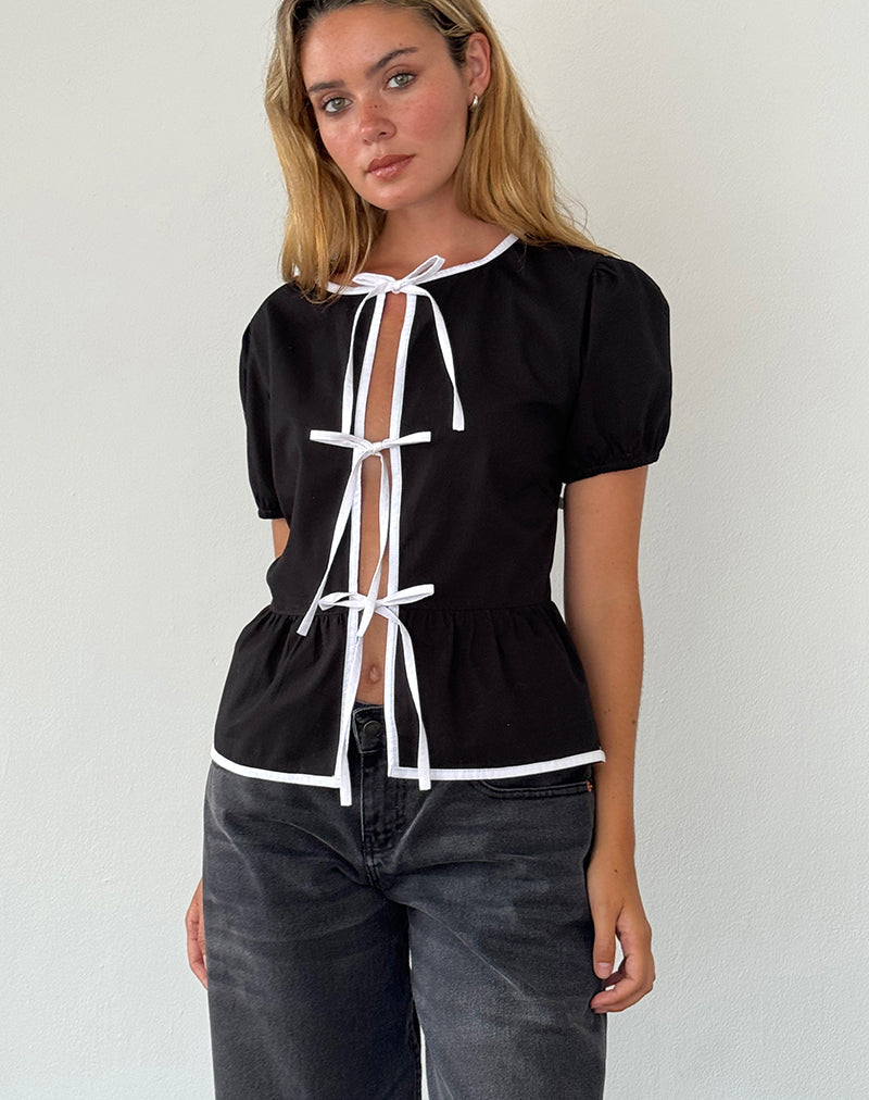 Ryota Tie Front Blouse in Black with White Binding (chemisier à nouer sur le devant)